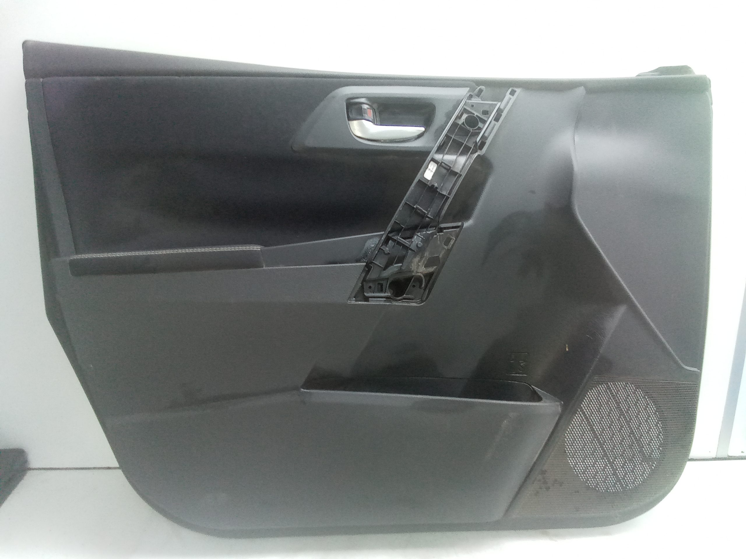 Guarnecido puerta delantera izquierda toyota auris (e18)(10.2012->)