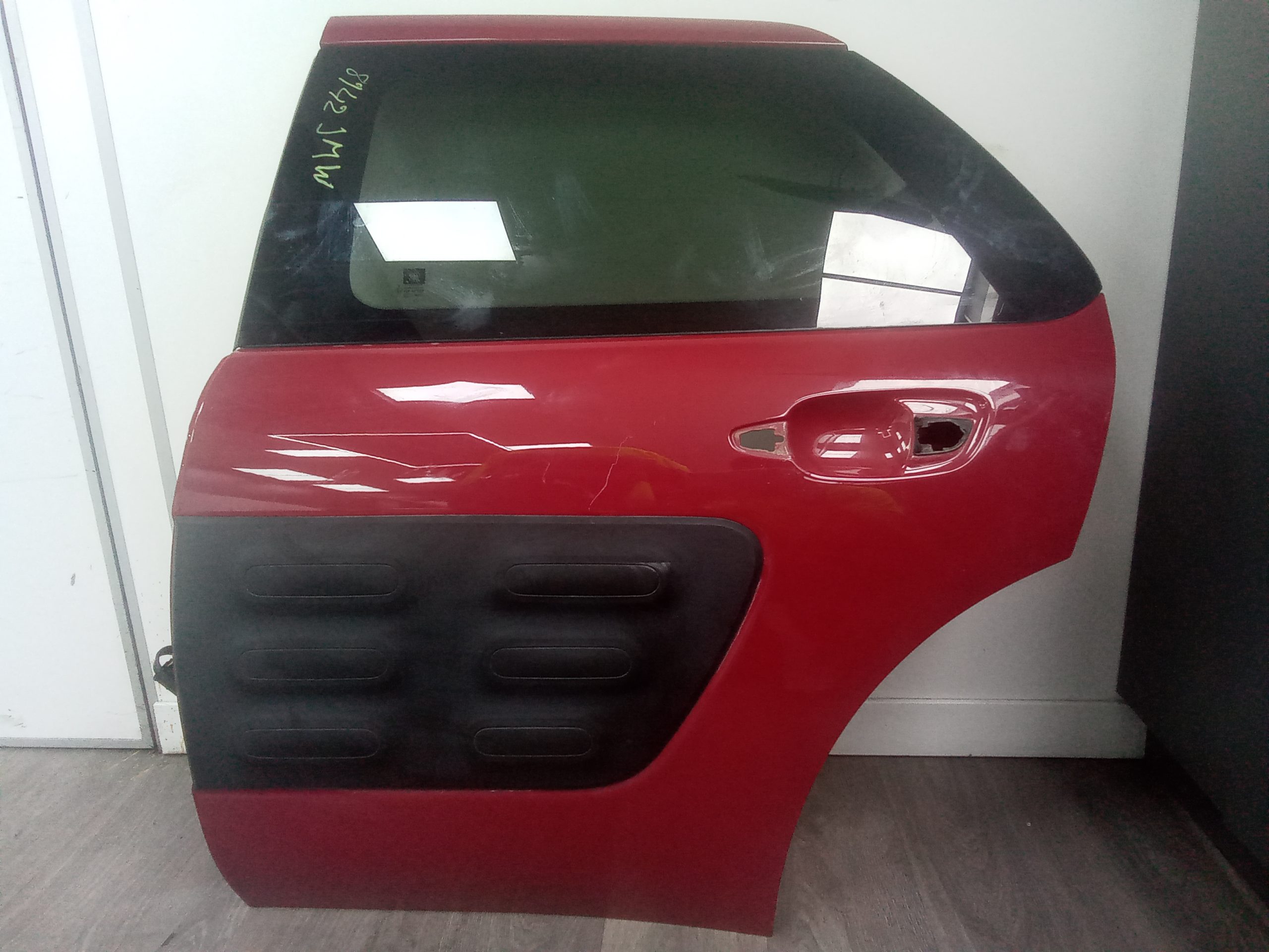 Puerta trasera izquierda citroen c4 cactus (2014->)