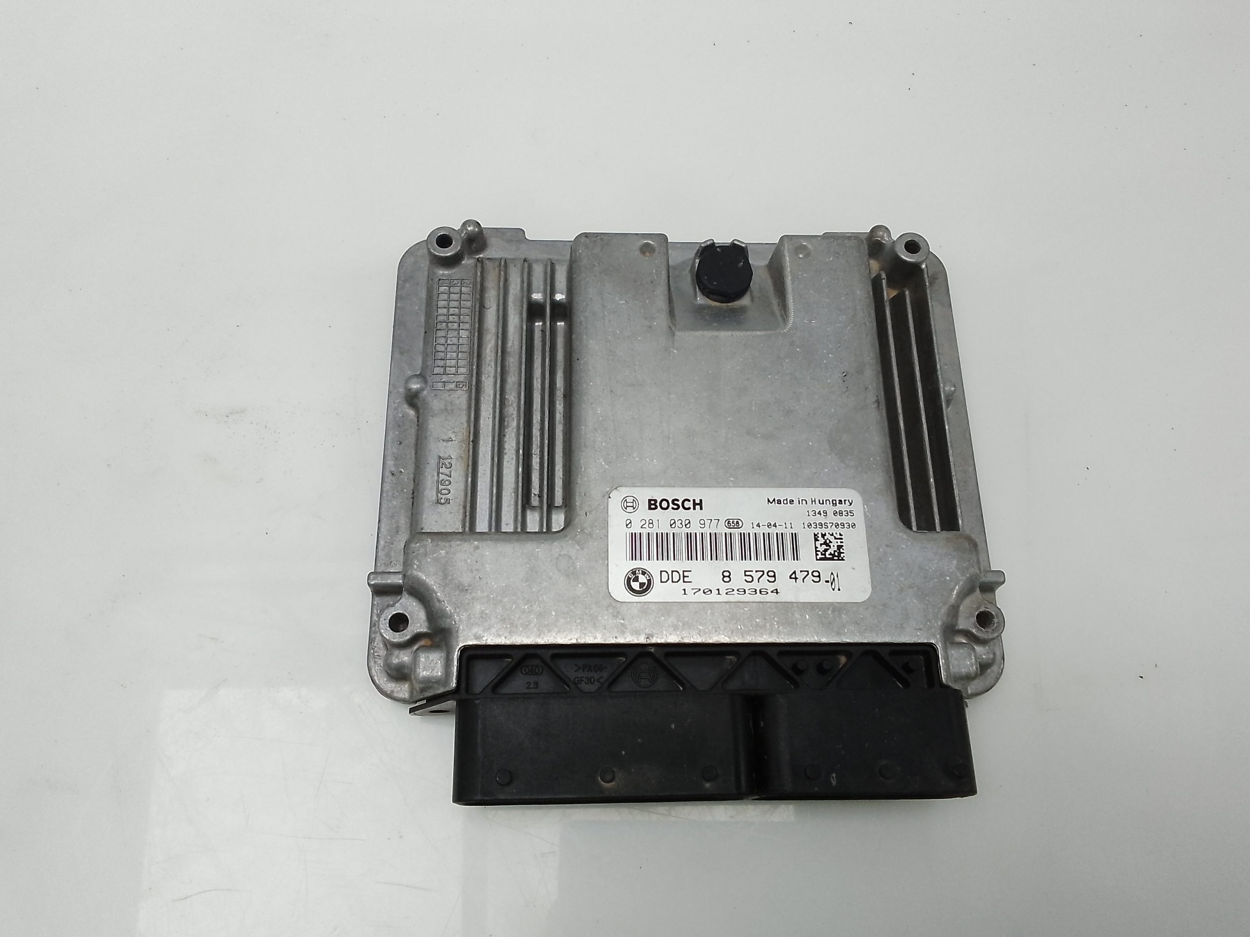 Centralita motor uce bmw bmw serie 3 318d e90