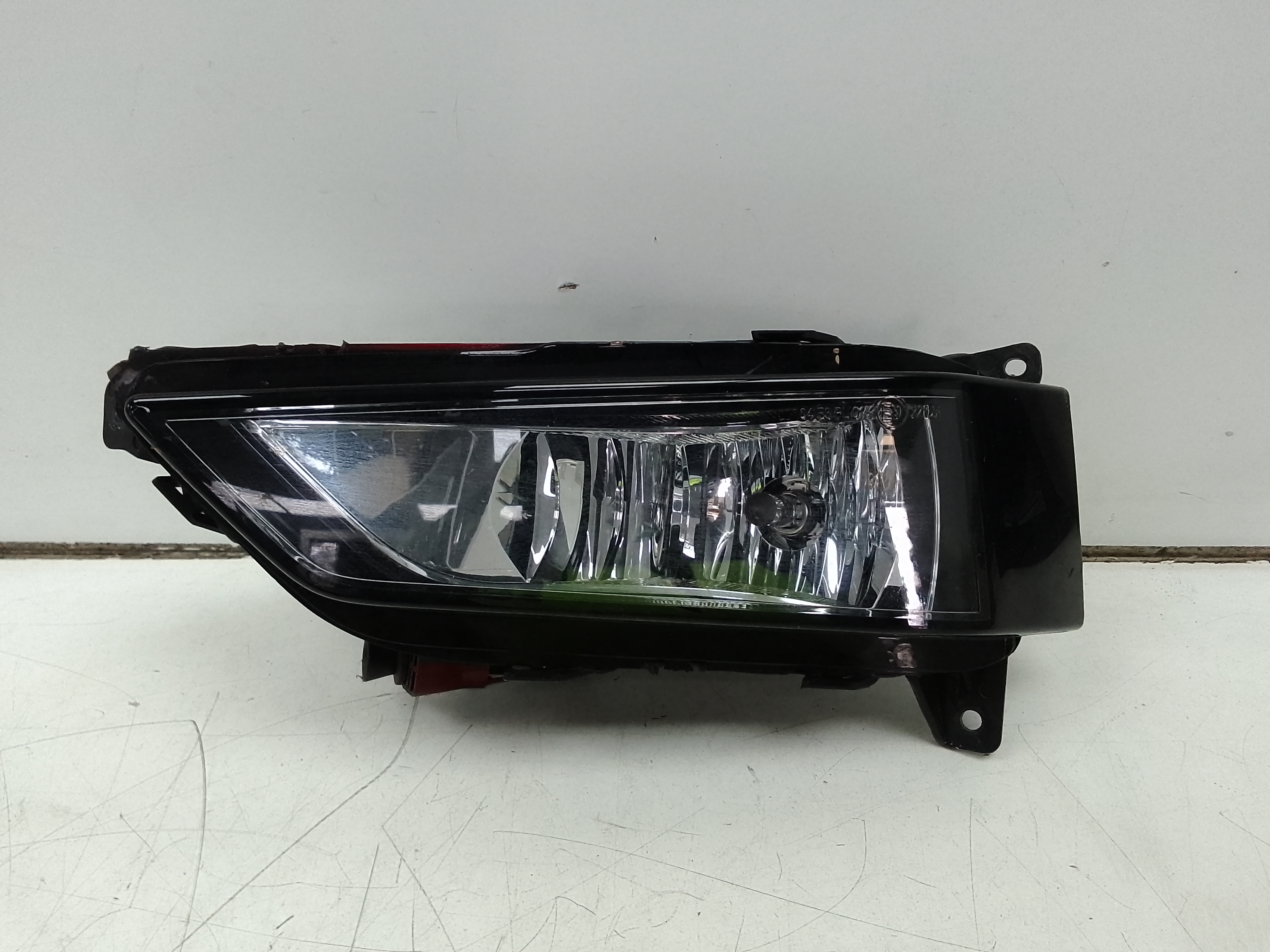 Faro antiniebla izquierdo skoda fabia (pj3)(06.2021->)