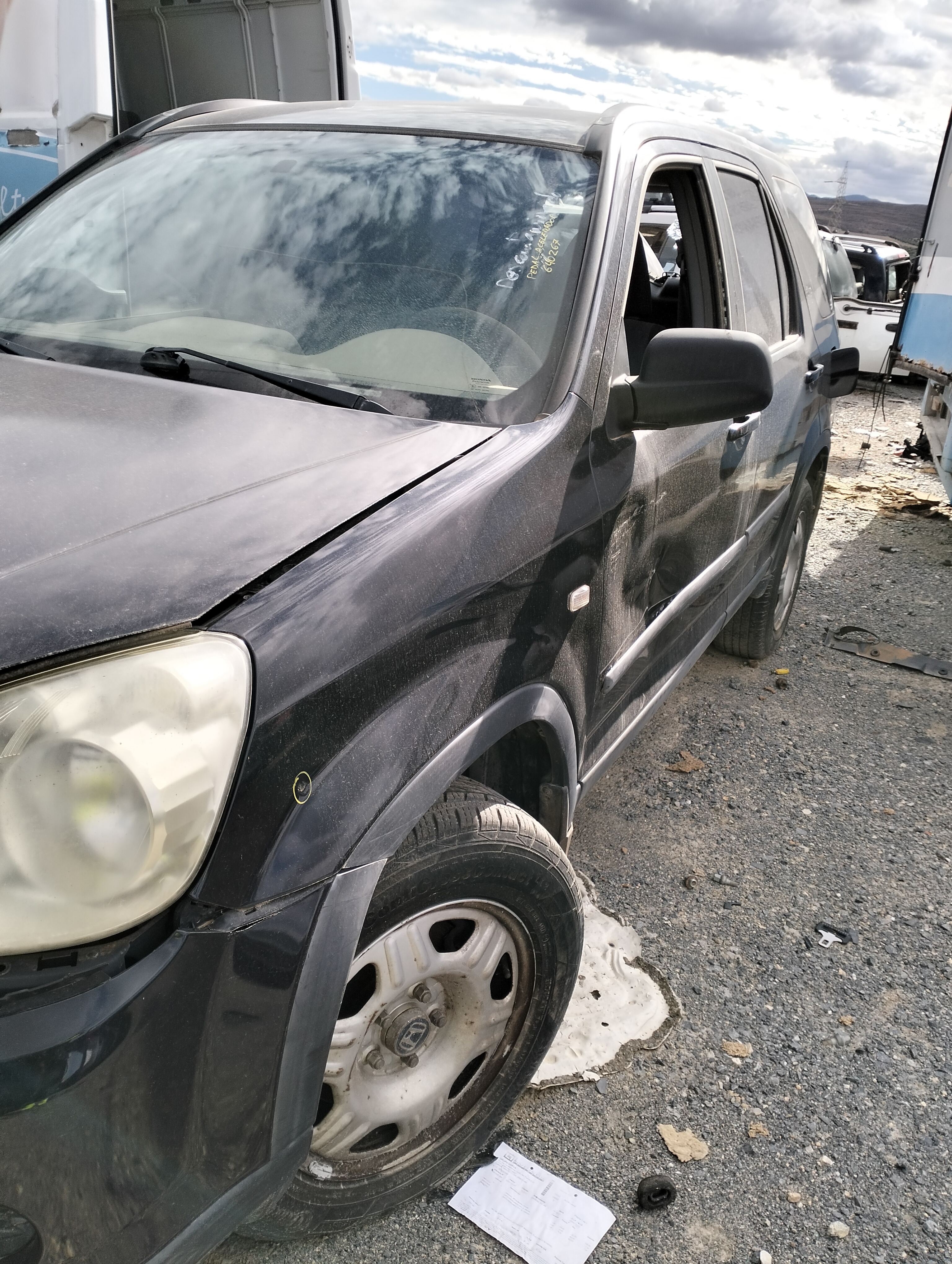 Aleta delantera izquierda honda cr-v (rd8)(2002->)