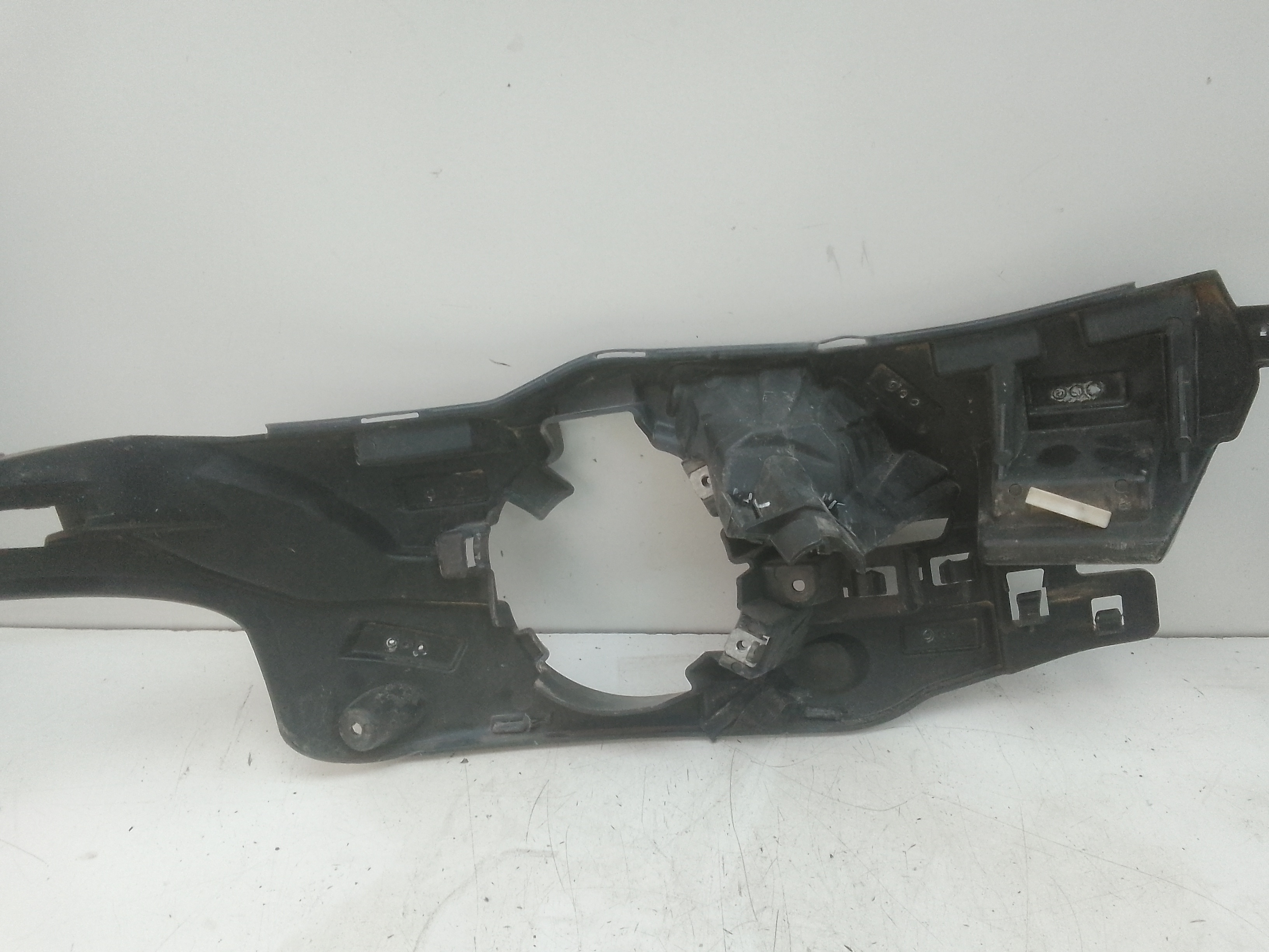 Moldura antinieblas delantero izquierdo bmw serie x4 (f26)(2014->)