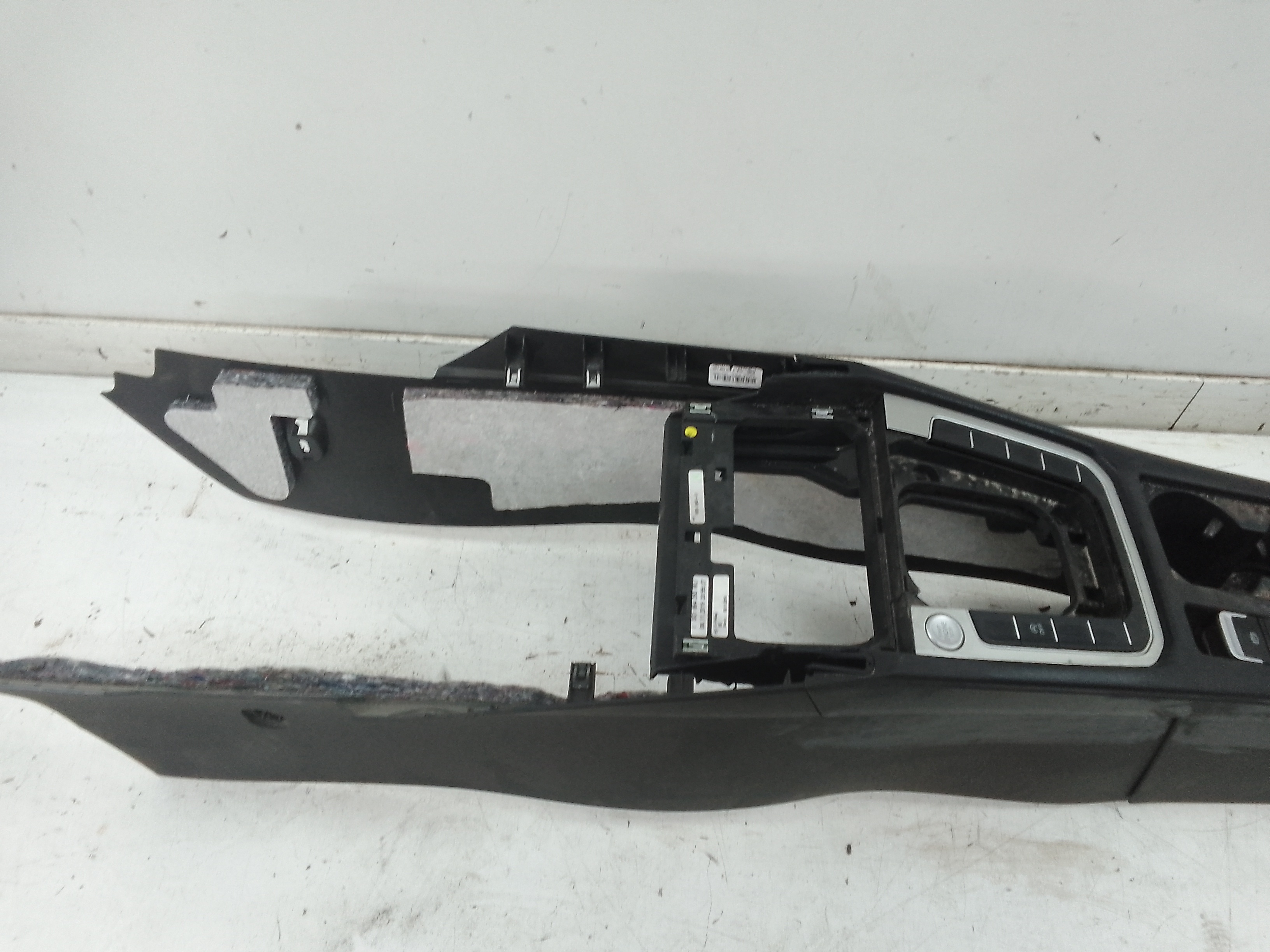 Consola central volkswagen passat berlina (3g2)(07.2014->)