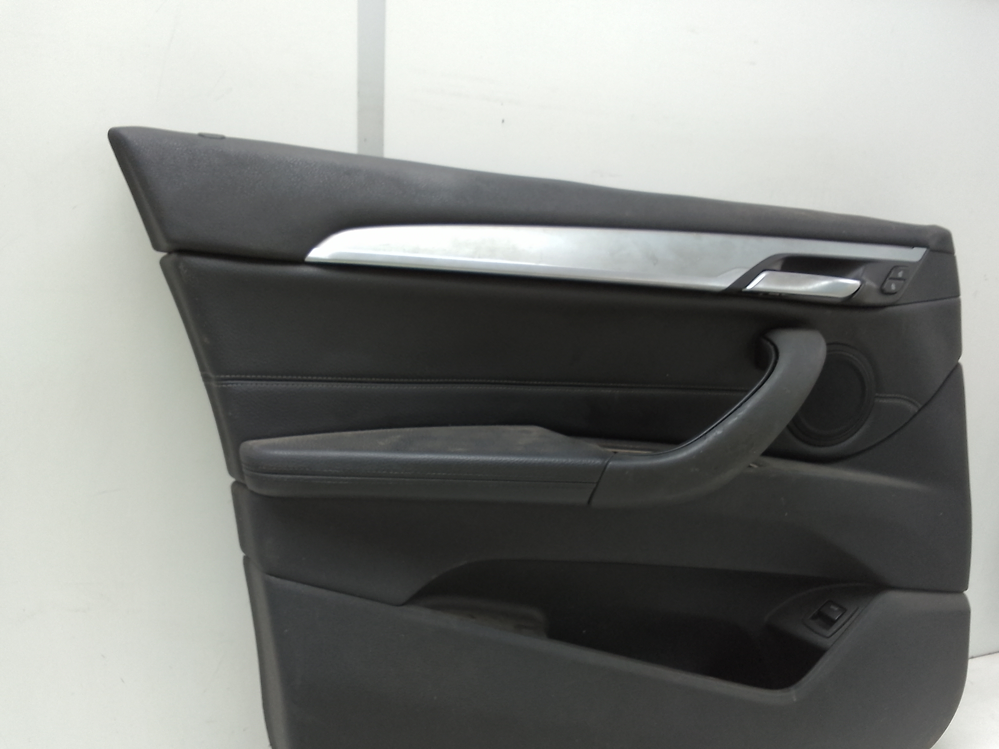 Guarnecido puerta delantera izquierda bmw serie x1 (f48)(2015->)