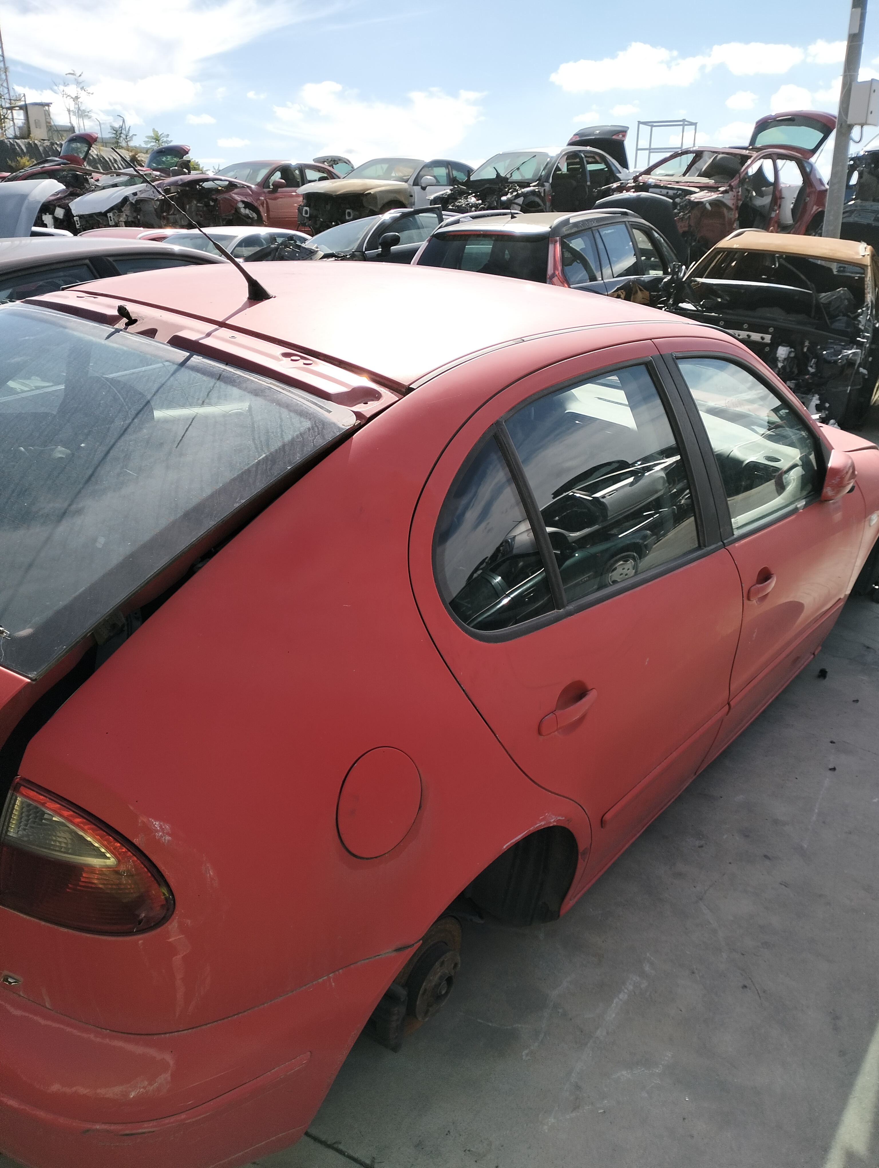 Cerradura puerta trasera derecha seat leon (1m1)(11.1999->)