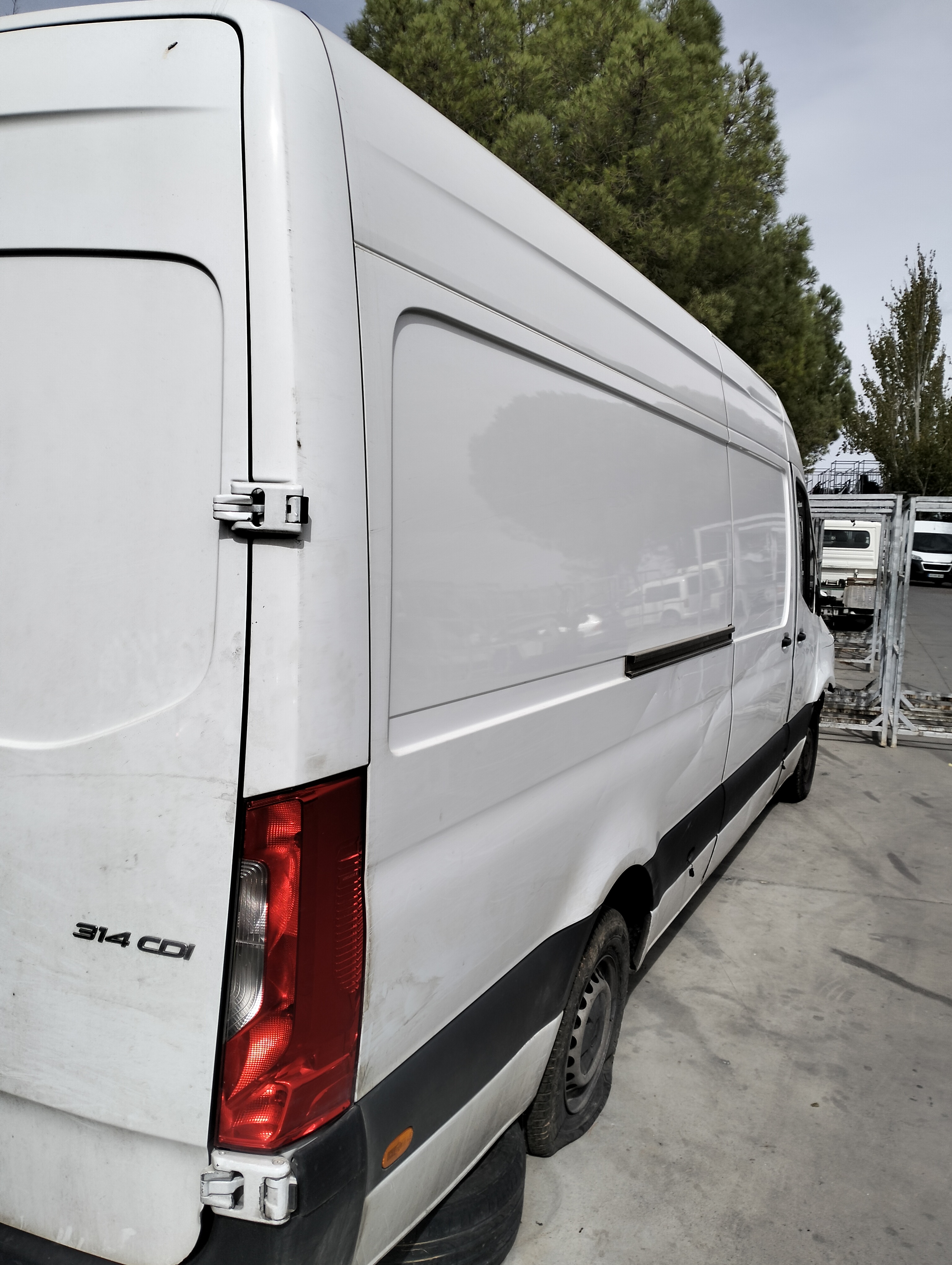 Piloto trasero derecho mercedes-benz sprinter iii kasten rwd/awd (907)(02.2018->)