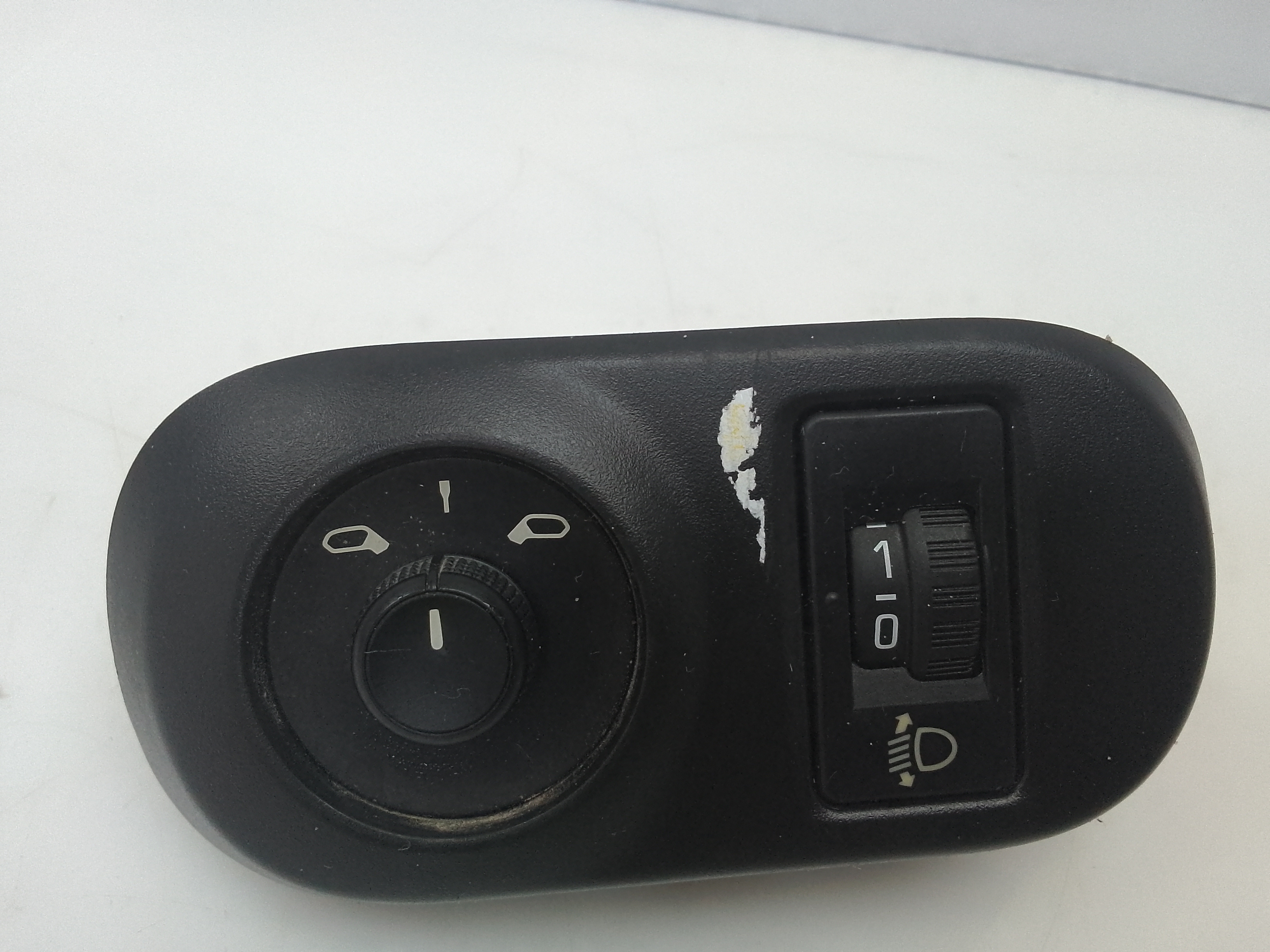 Mando regulador de faro citroen c4 cactus (2014->)