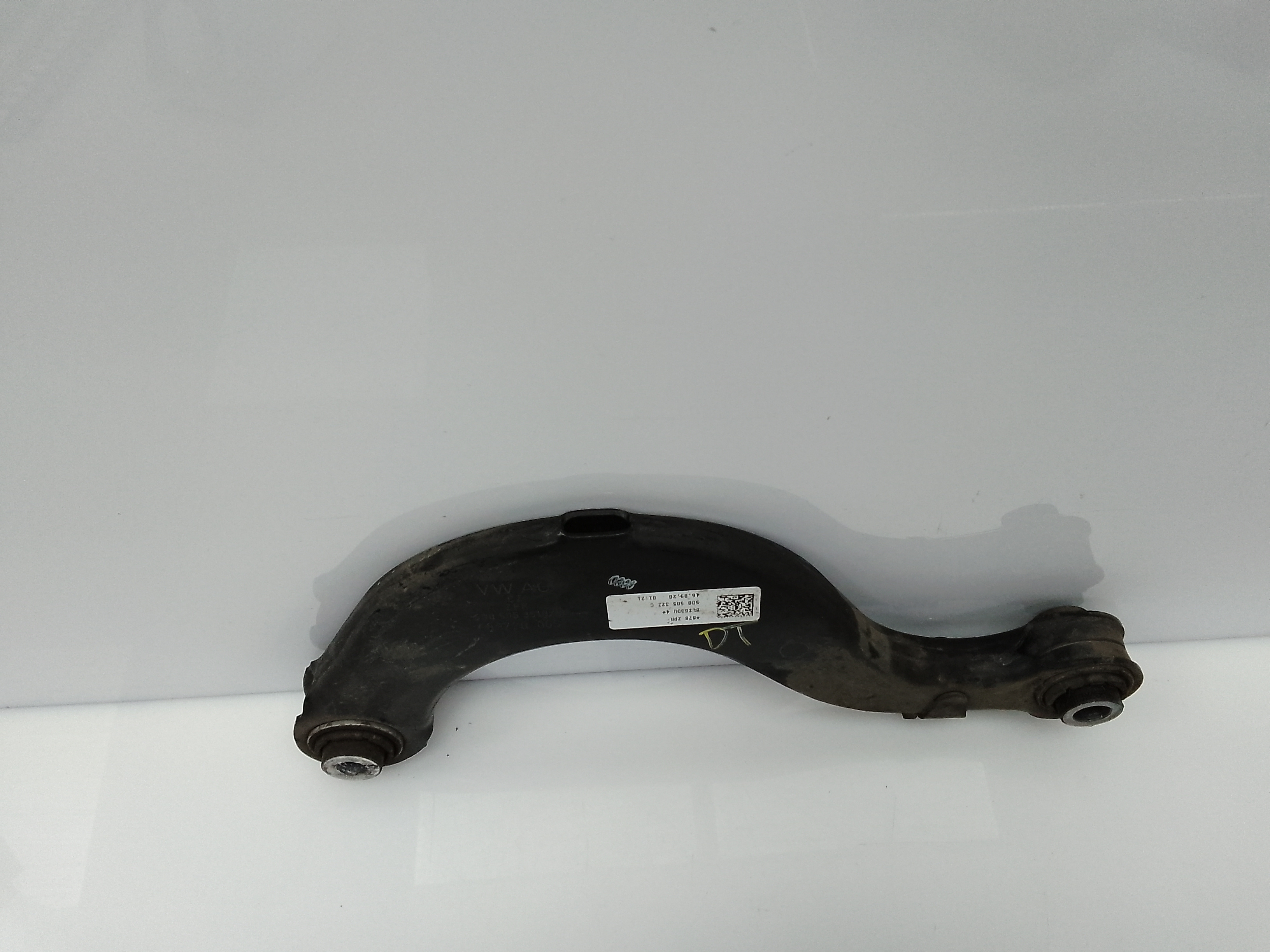 Brazo suspension inferior trasero derecho volkswagen tiguan (ax1)(07.2020->)