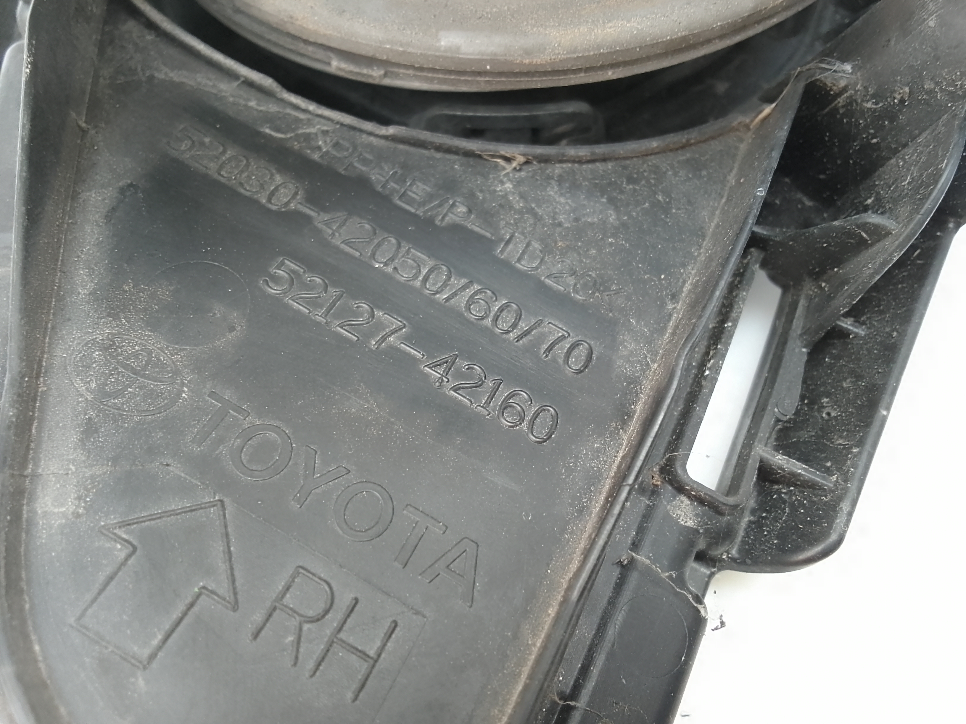 Faro antiniebla derecho toyota rav4 (2019->)