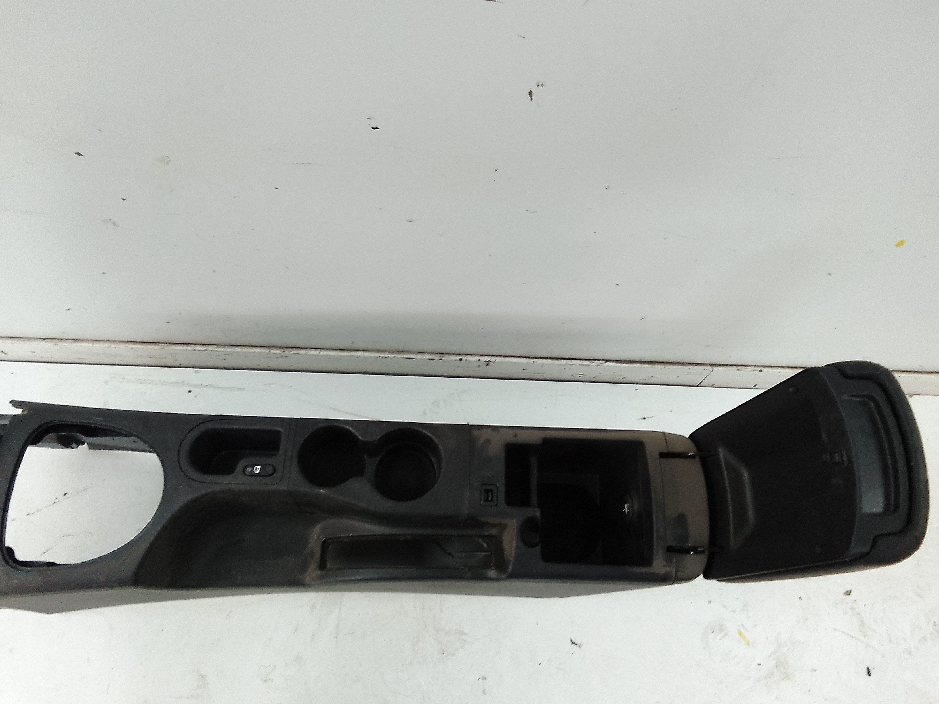 Consola central nissan qashqai (j10)(01.2007->)