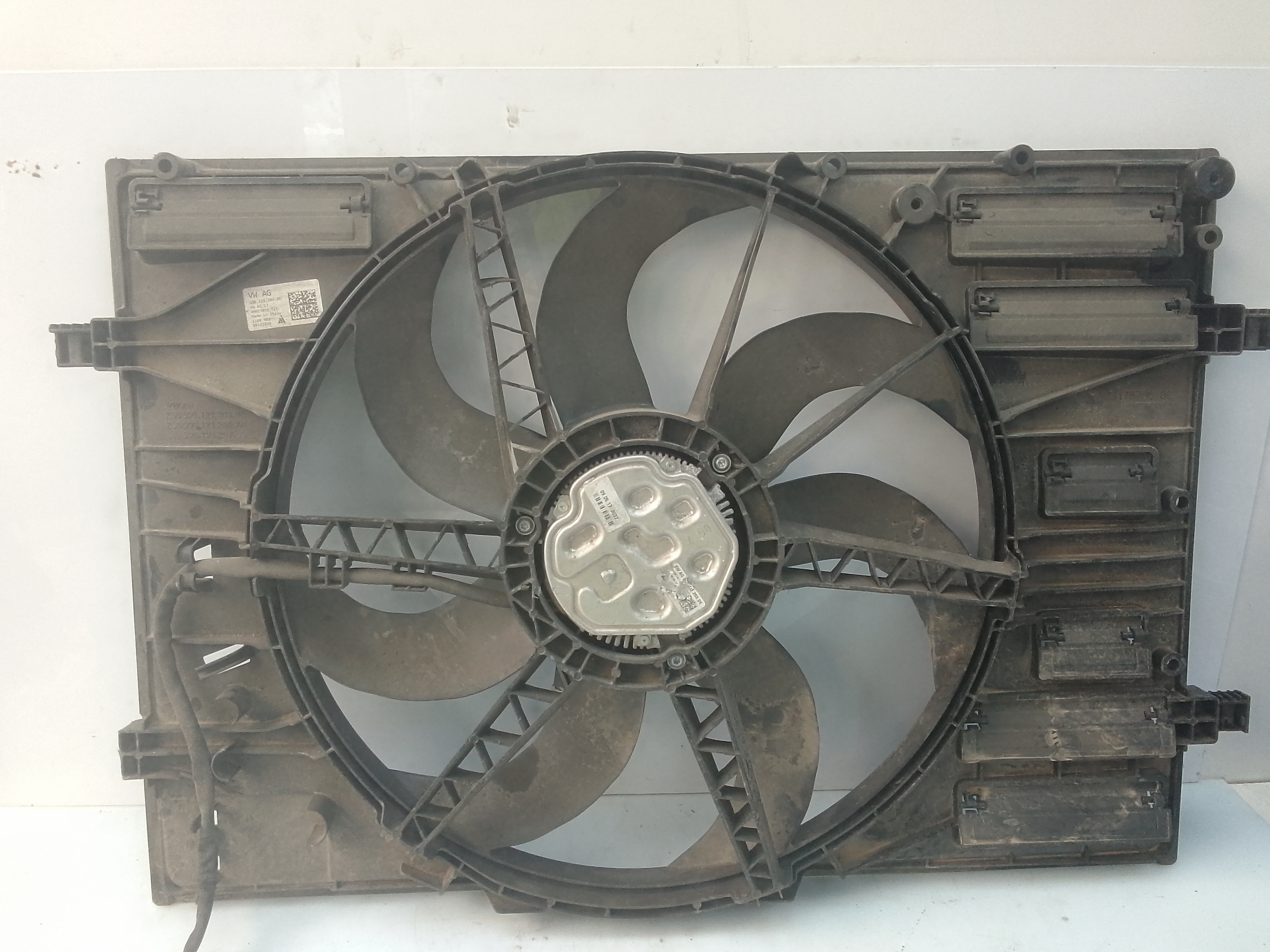 Electroventilador volkswagen tiguan (ad1)(01.2016->)