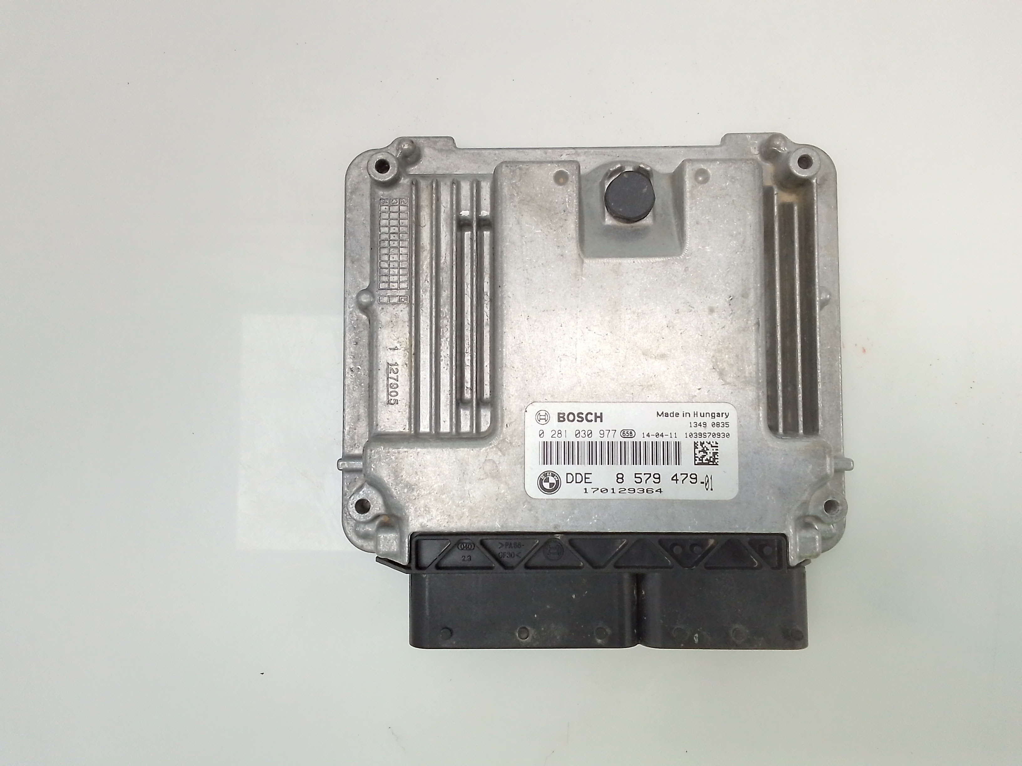 Centralita motor uce bmw bmw serie 3 318d e90