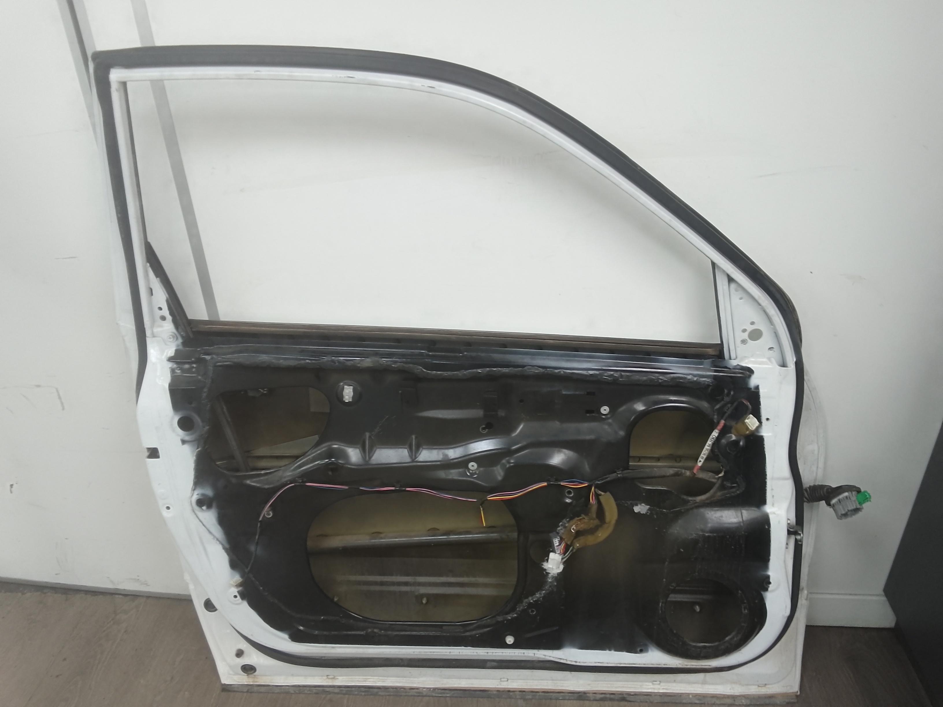 Puerta delantera izquierda suzuki grand vitara (jb/jt)(2005->)