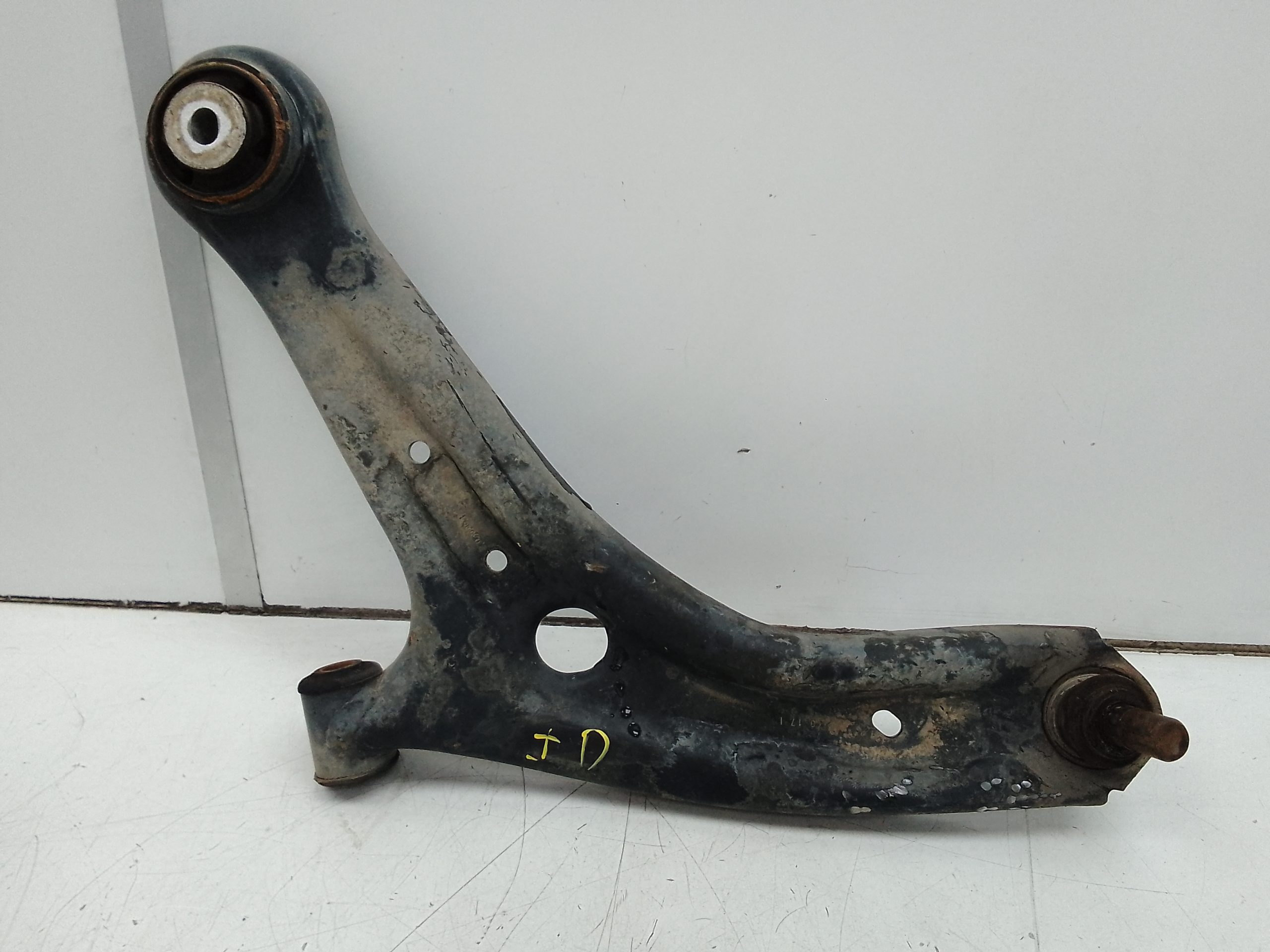 Brazo suspension inferior delantero izquierdo ford transit courier (c4a)(2013->)