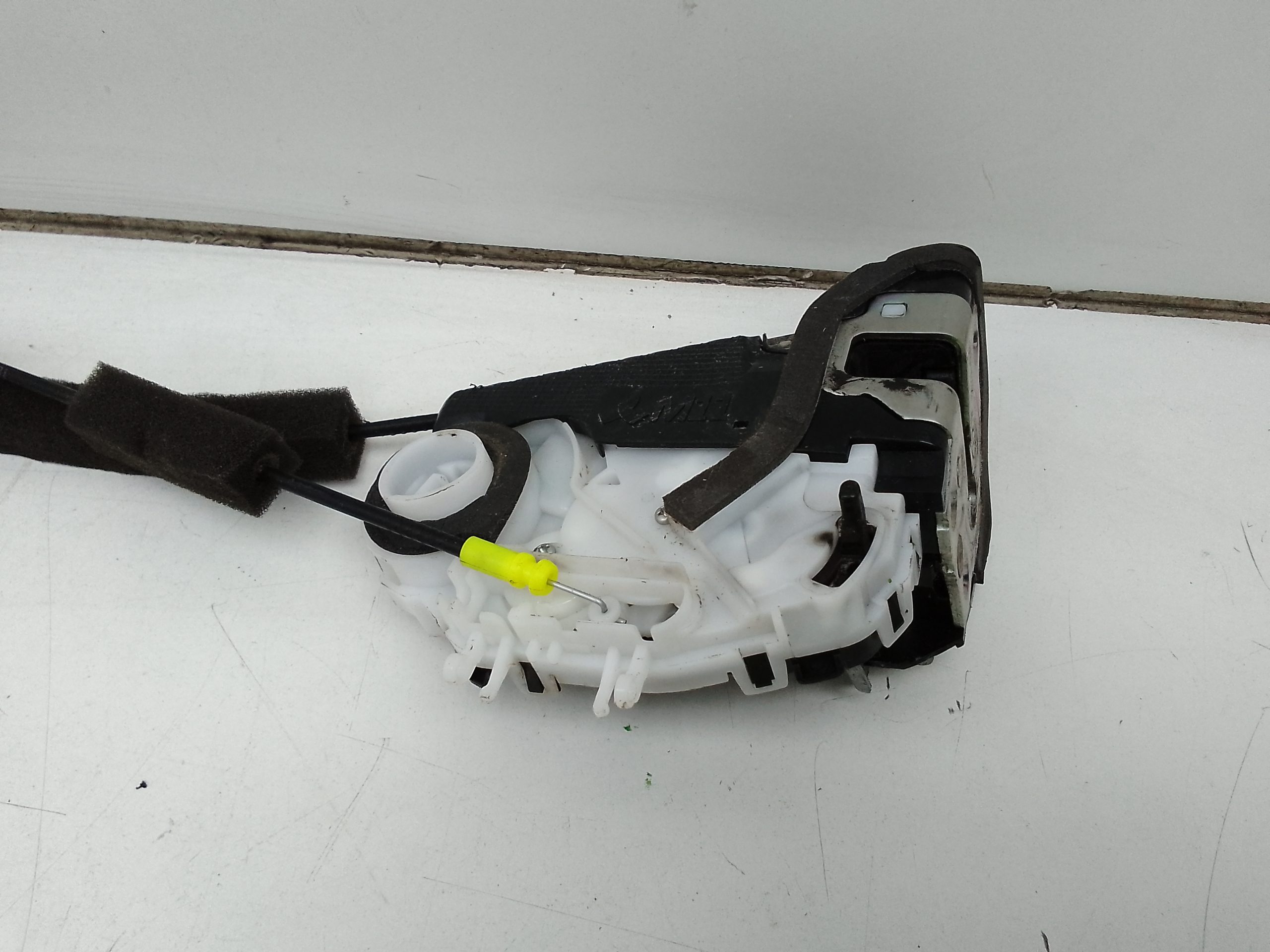 Cerradura puerta trasera derecha honda jazz (gk)(08.2015->)