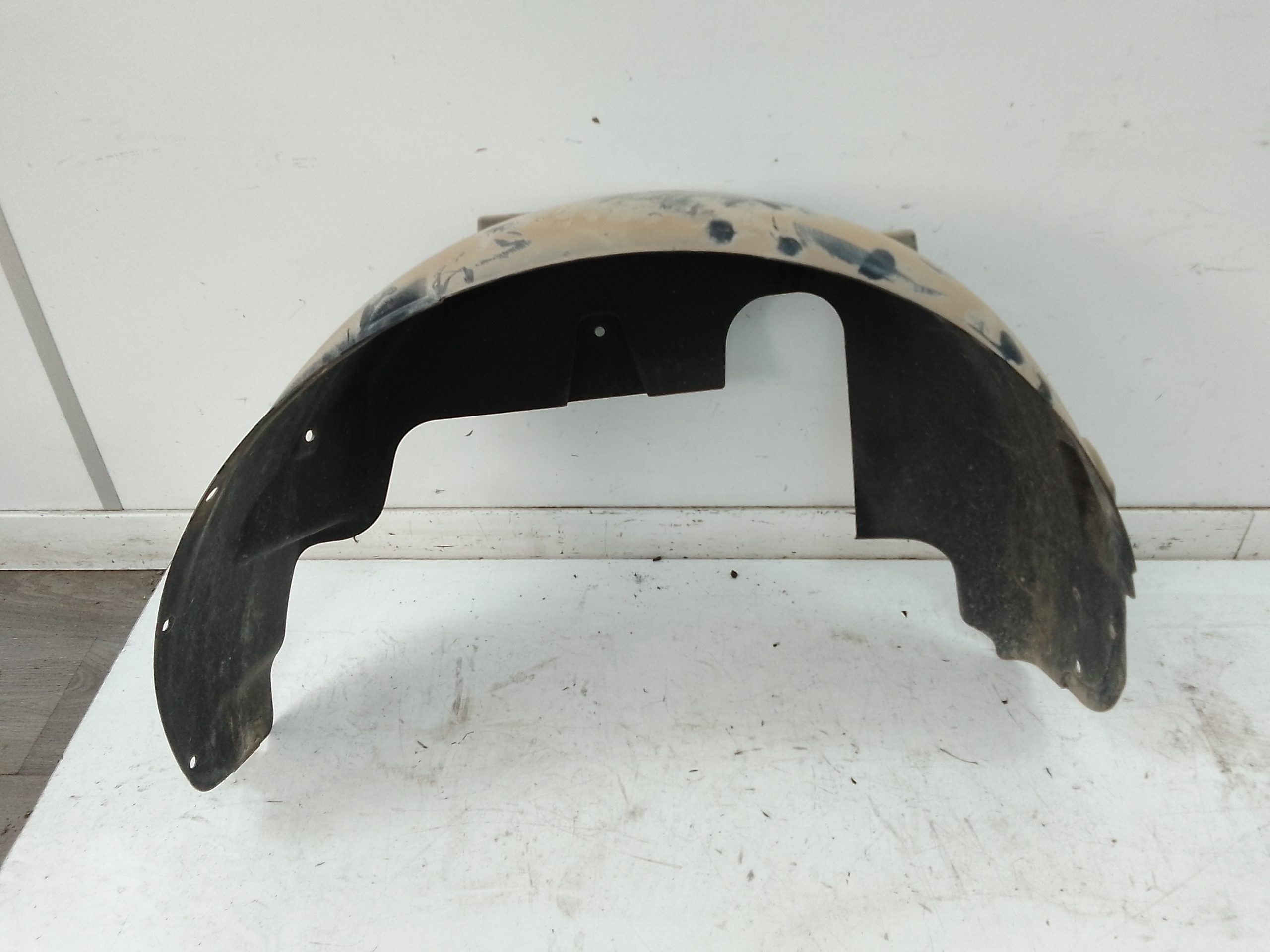 Pase de rueda trasero derecho mitsubishi montero (v60/v70)(2000->)