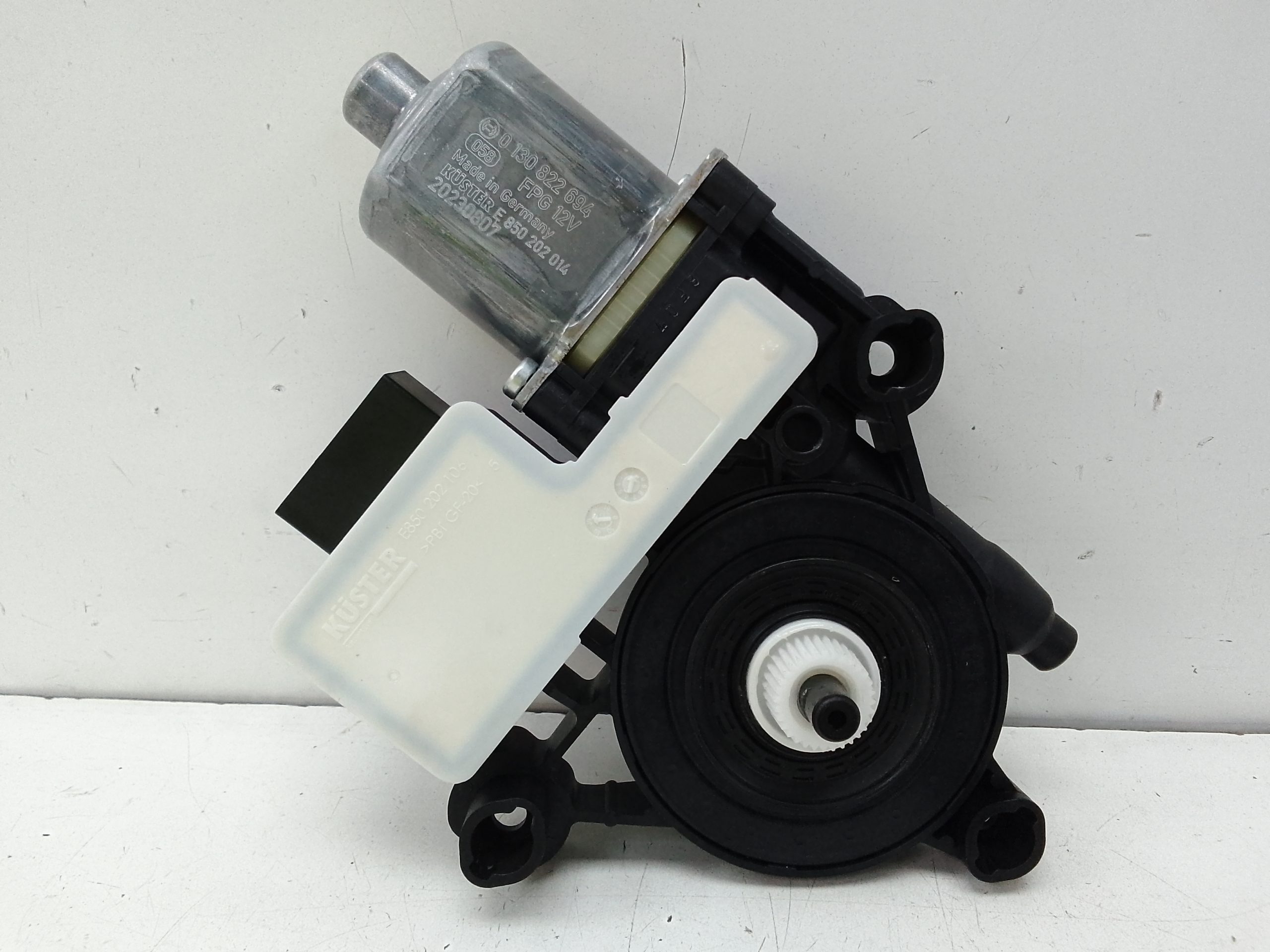 Motor elevalunas trasero derecho skoda fabia (pj3)(06.2021->)