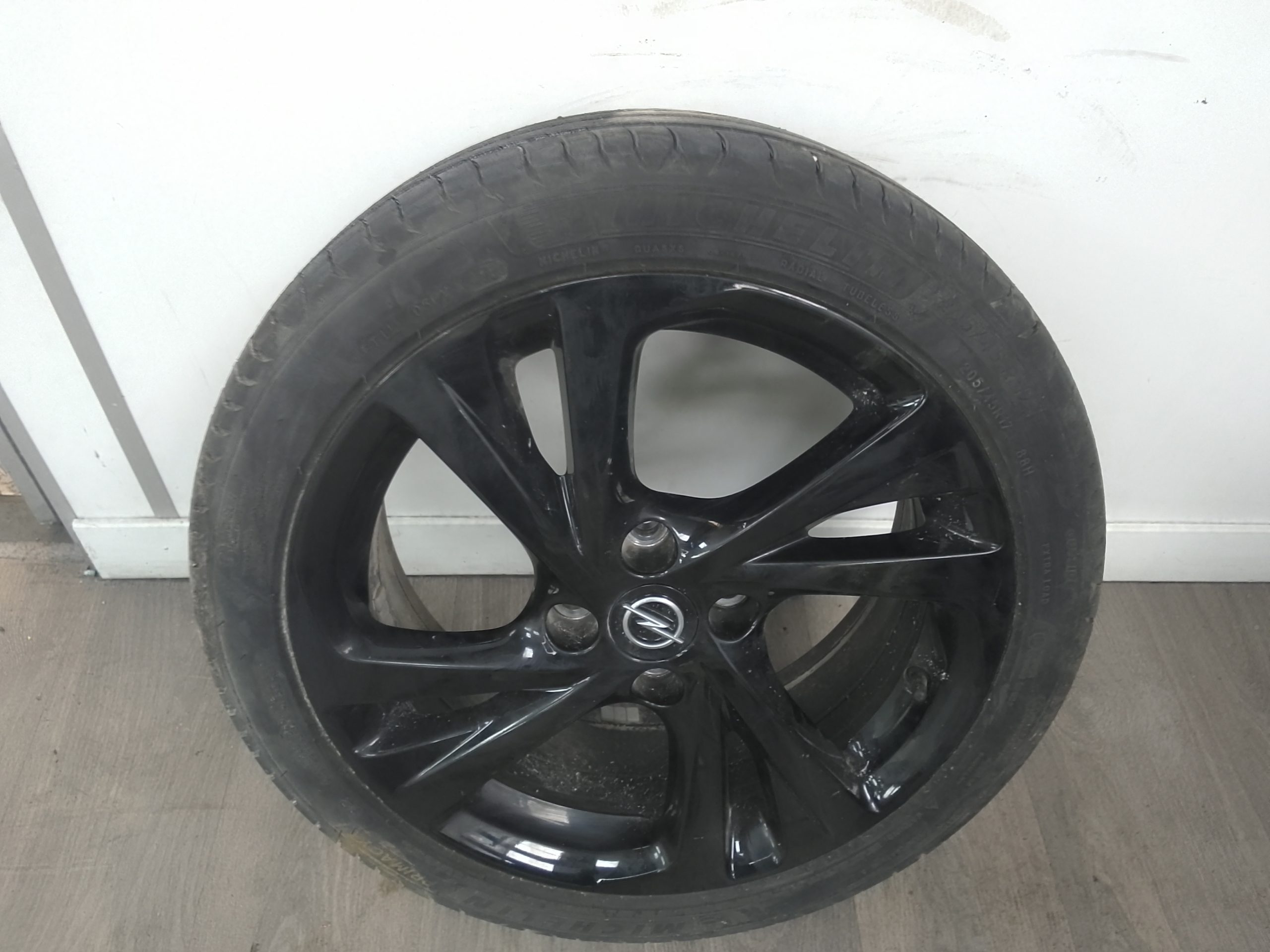 Llanta 17 opel corsa f (2019->)