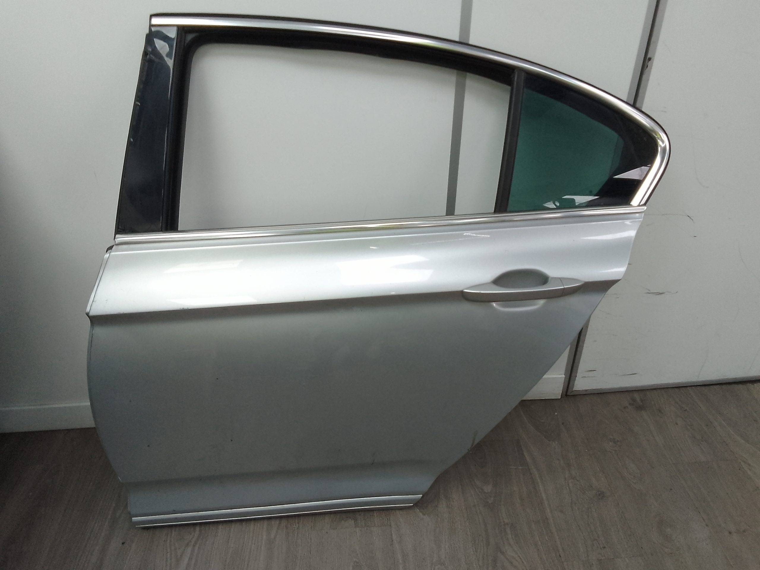 Puerta trasera izquierda volkswagen passat berlina (3g2)(07.2014->)