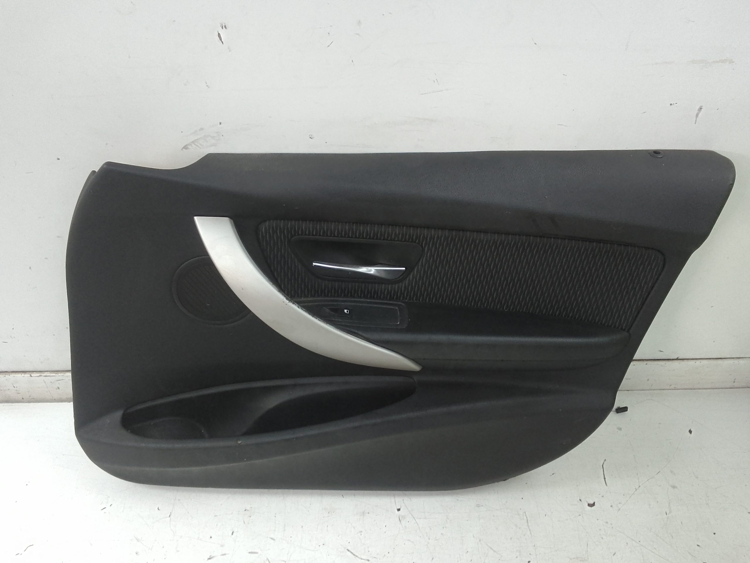 Guarnecido puerta delantera derecha bmw serie 3 familiar (f31)(2015->)