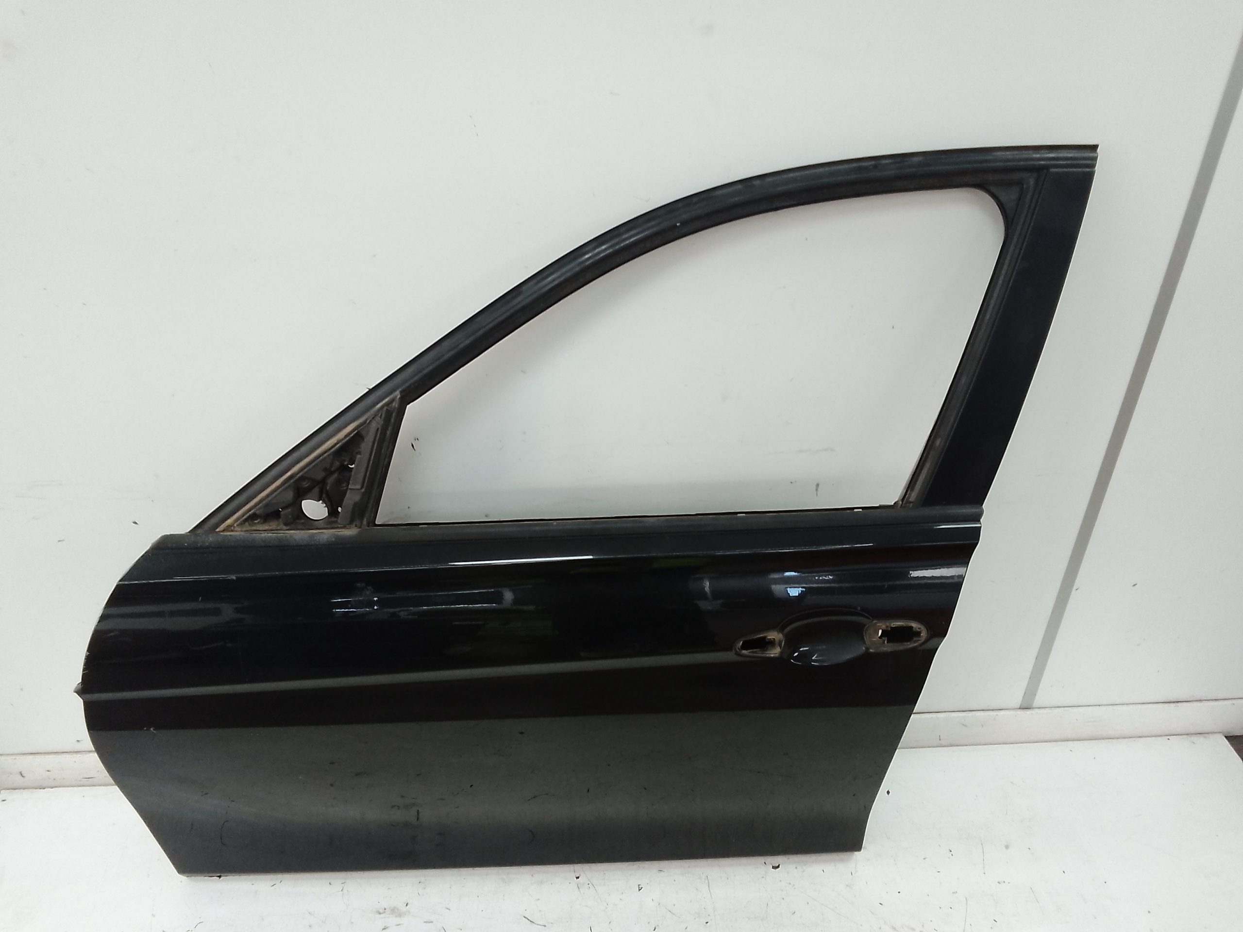 Puerta delantera izquierda bmw serie 3 familiar (f31)(2015->)