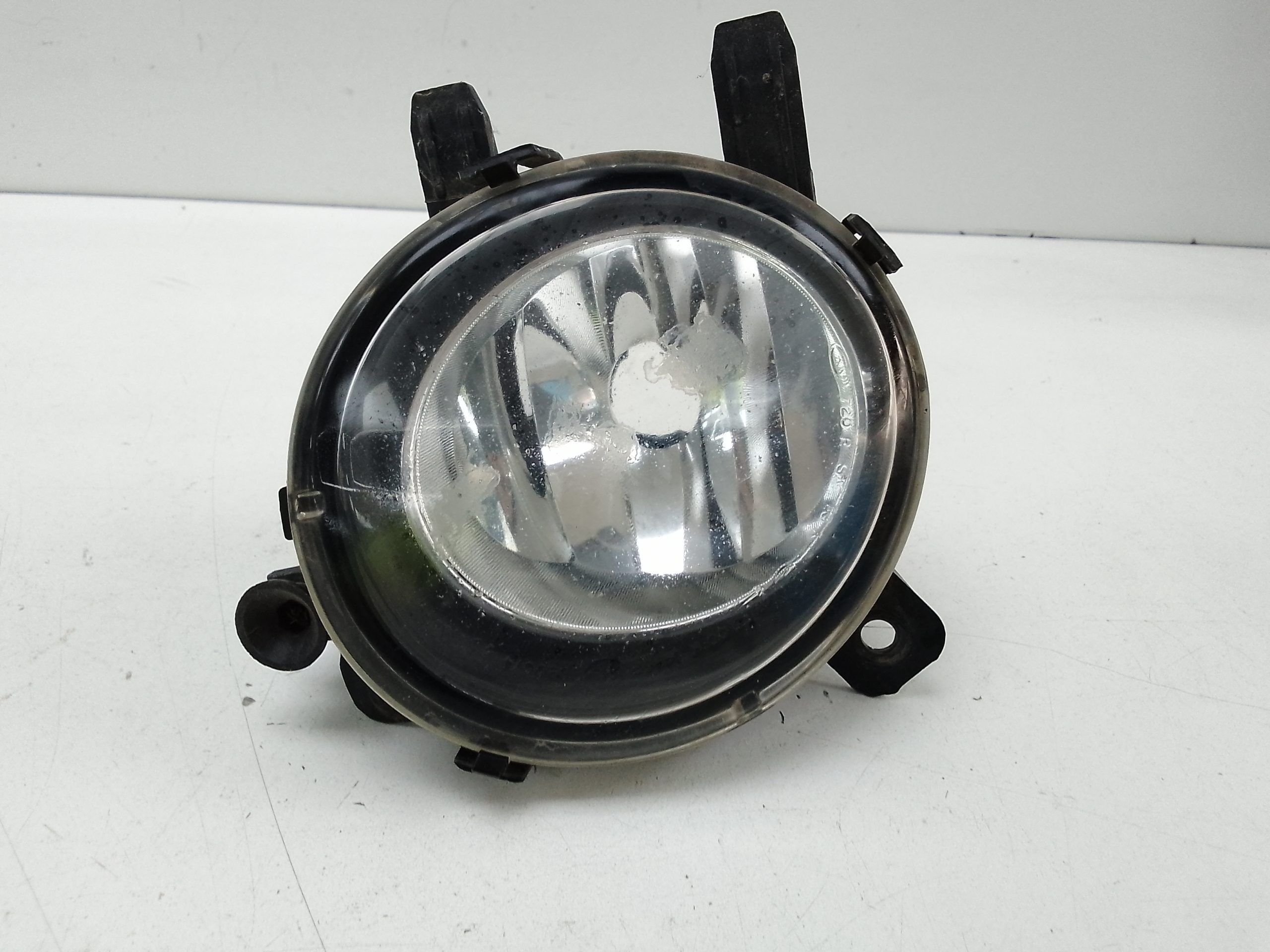 Faro antiniebla izquierdo bmw serie 3 familiar (f31)(2015->)