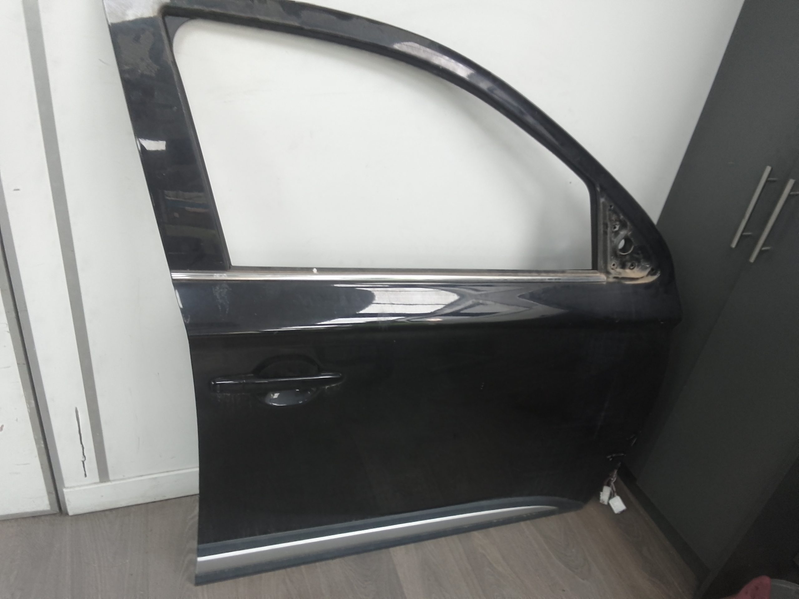 Puerta delantera derecha mitsubishi outlander (gf0/gg0)(2012->)