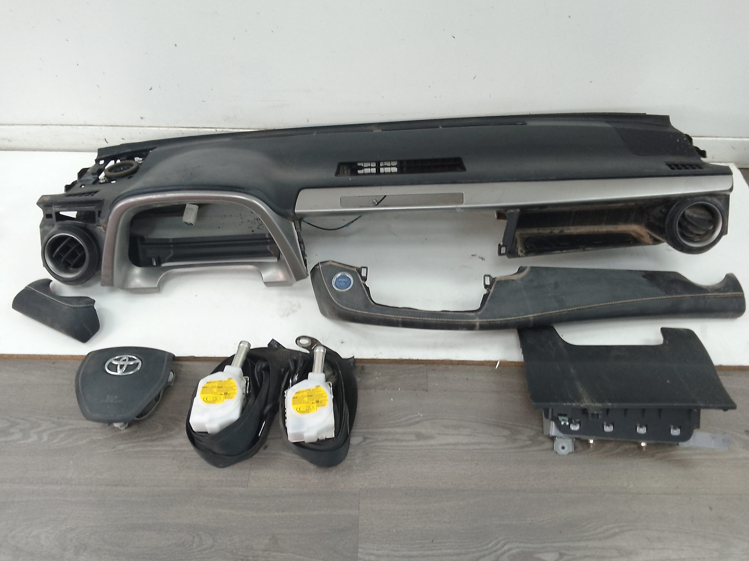 Kit airbag toyota rav4 (a4)(2013->)