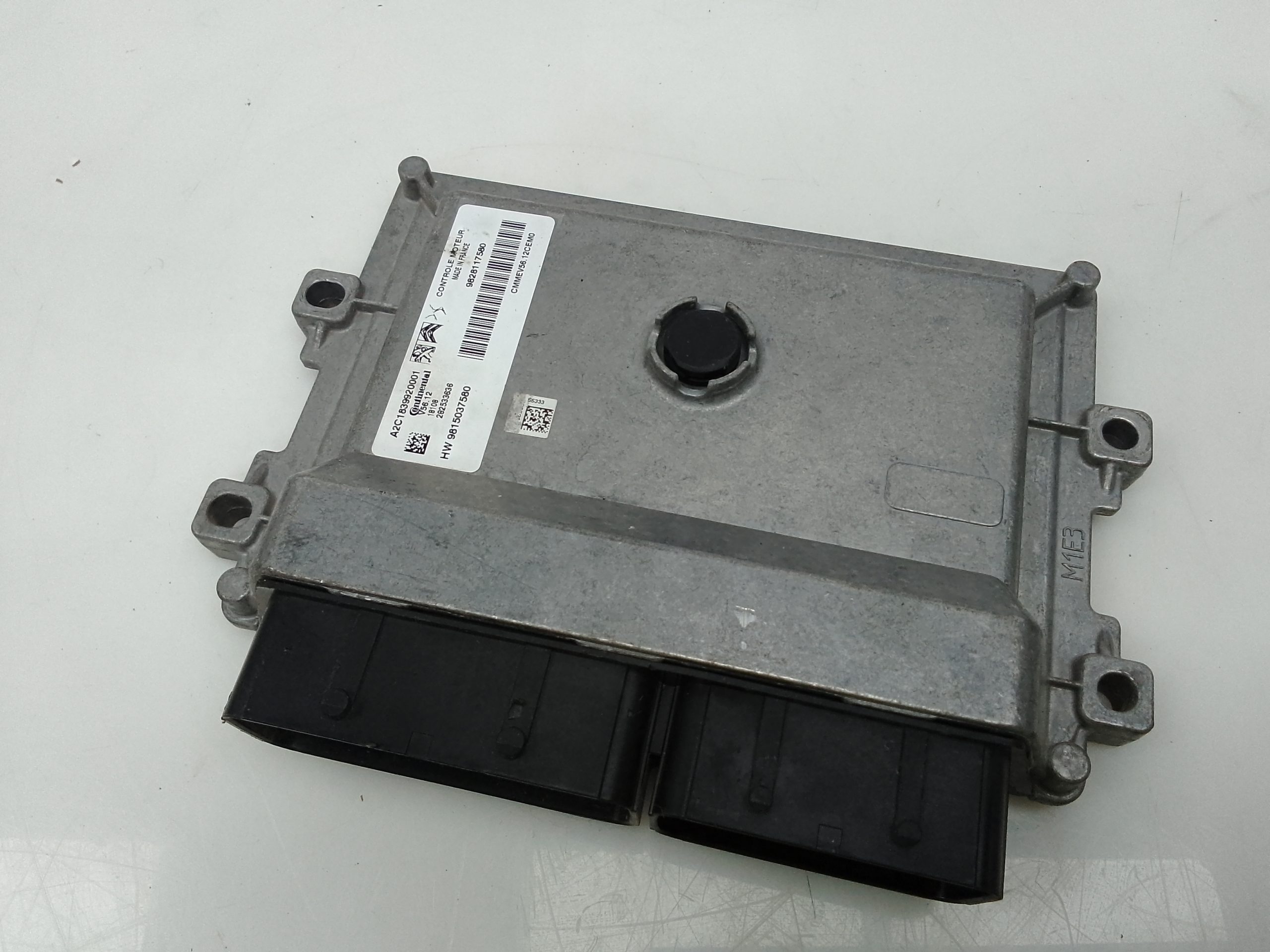 Centralita motor uce peugeot 208 (01.2012->)