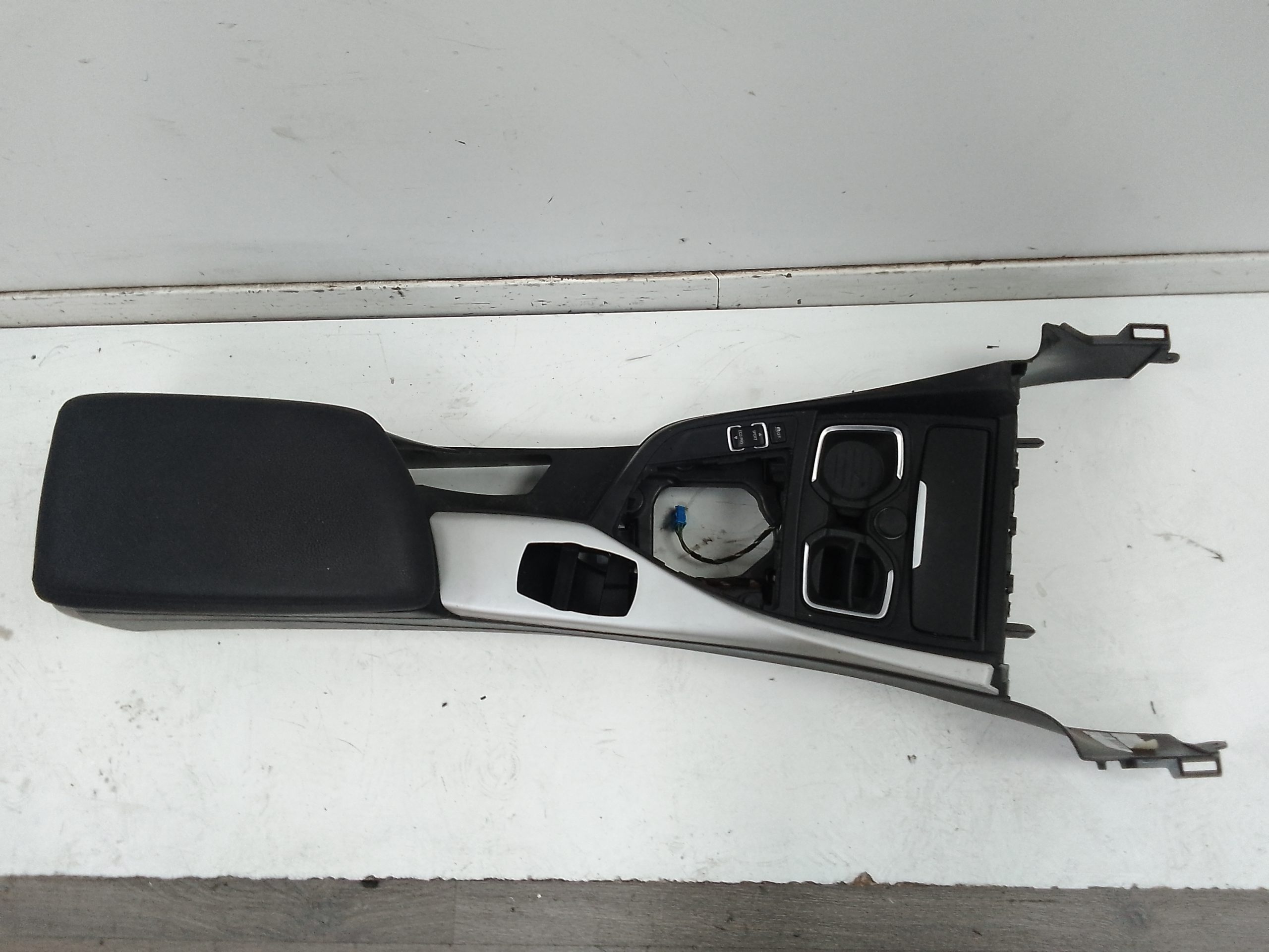 Consola central bmw serie 1 berlina 5p (f20)(2011->)