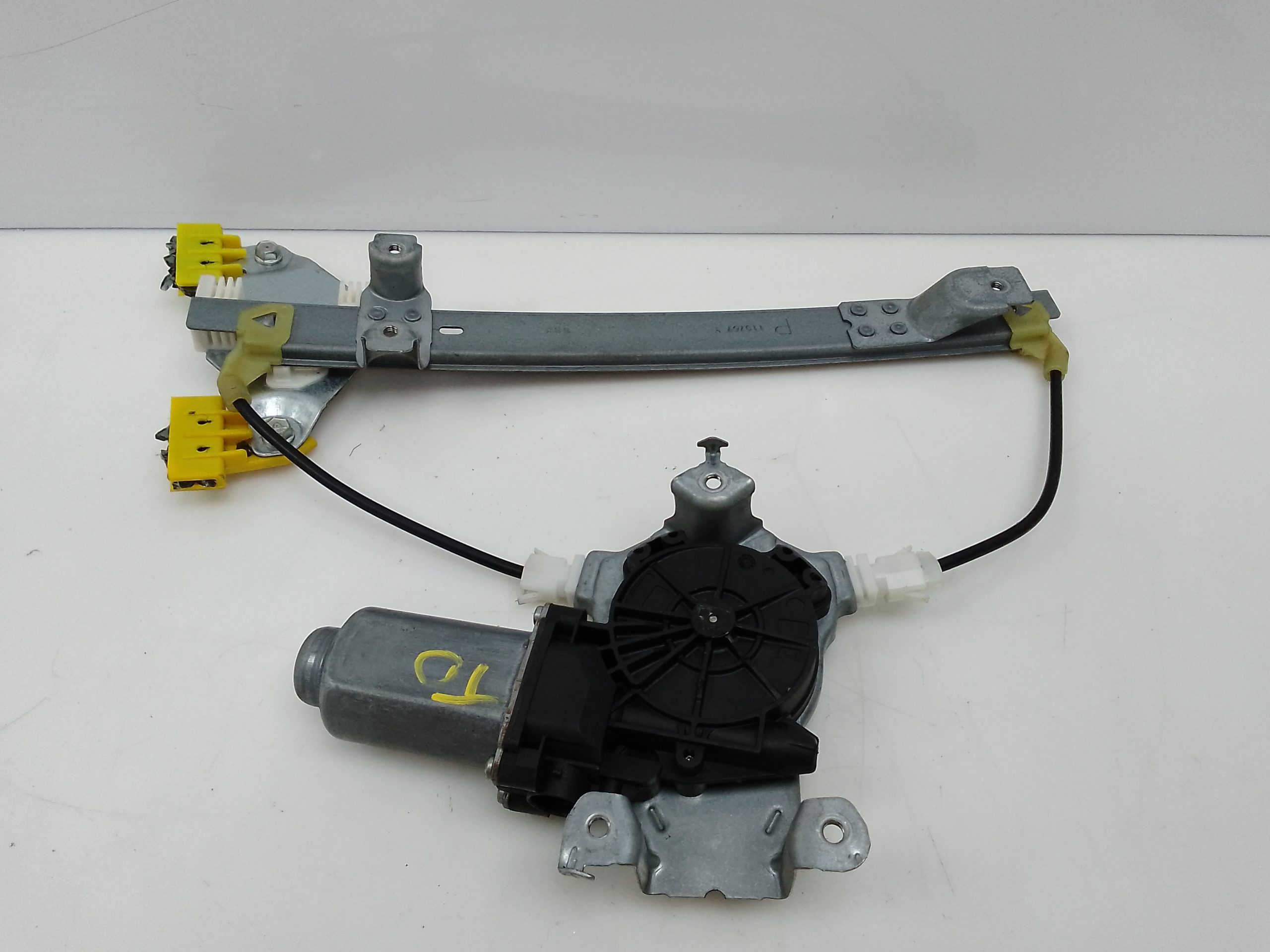 Elevalunas trasero derecho nissan qashqai (j10)(01.2007->)