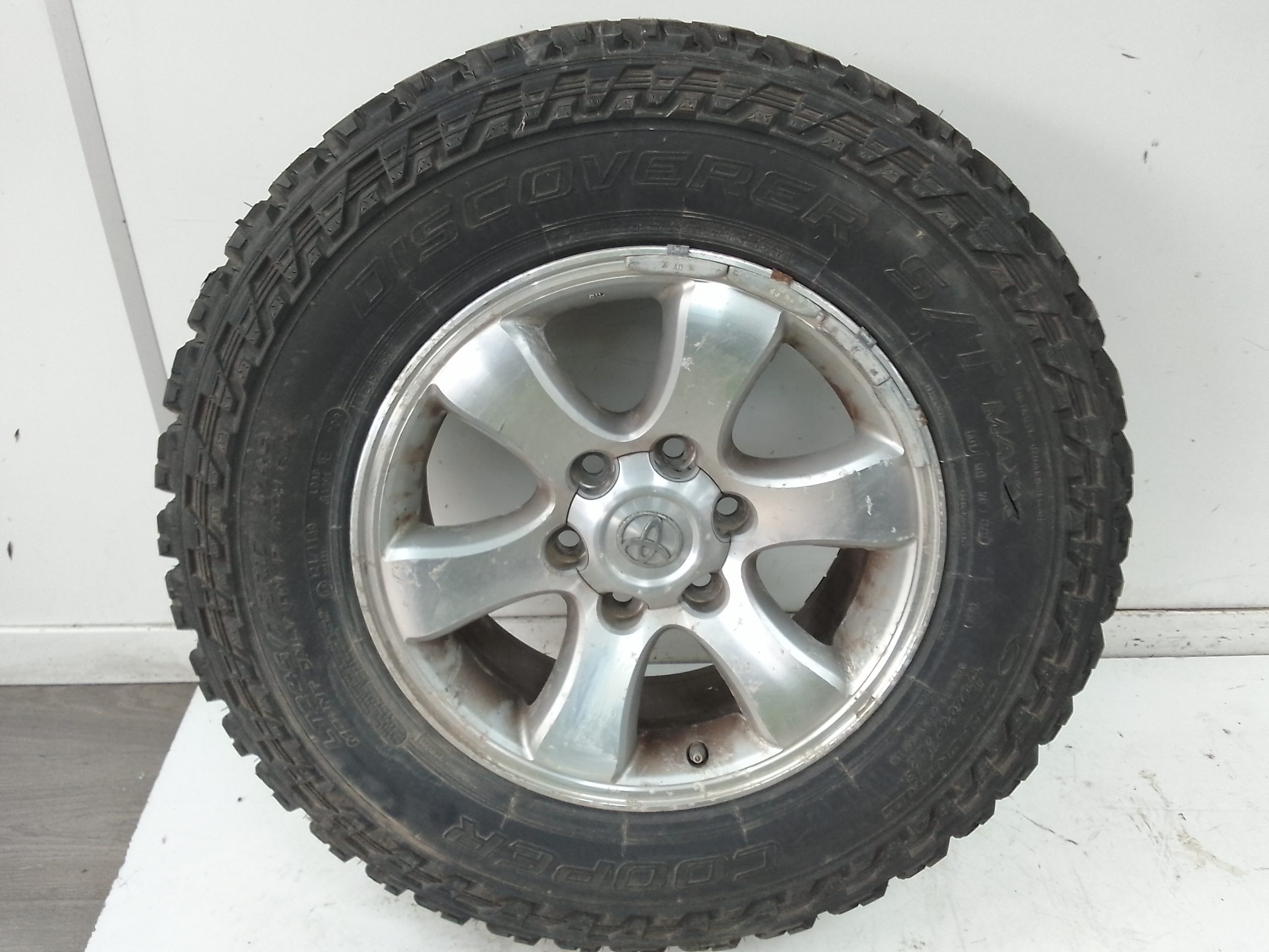 Llanta 17 toyota land cruiser (j12)(2003->)