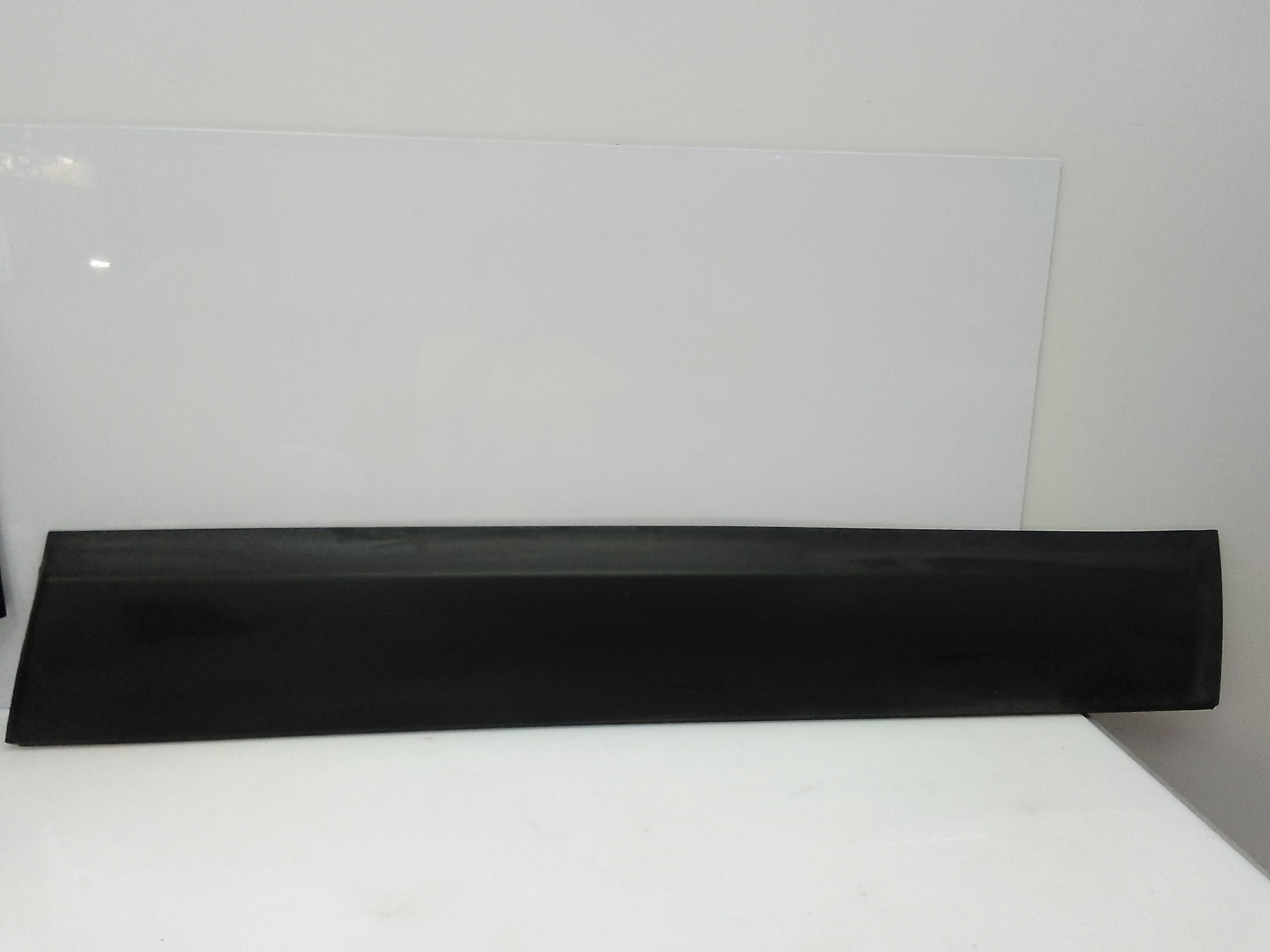 Moldura puerta delantera derecha nissan qashqai (j10)(01.2007->)