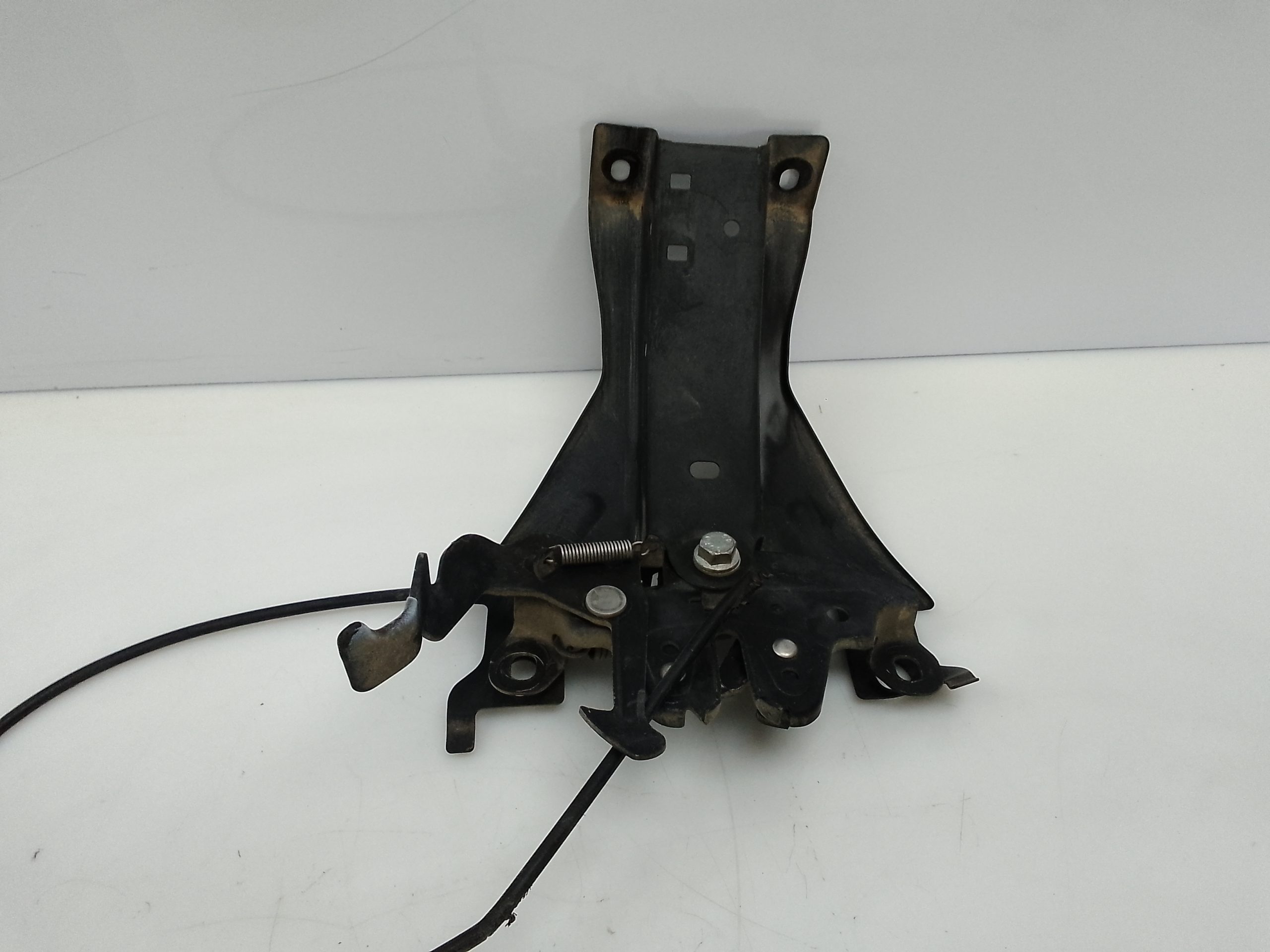 Cerradura capot nissan qashqai (j10)(01.2007->)