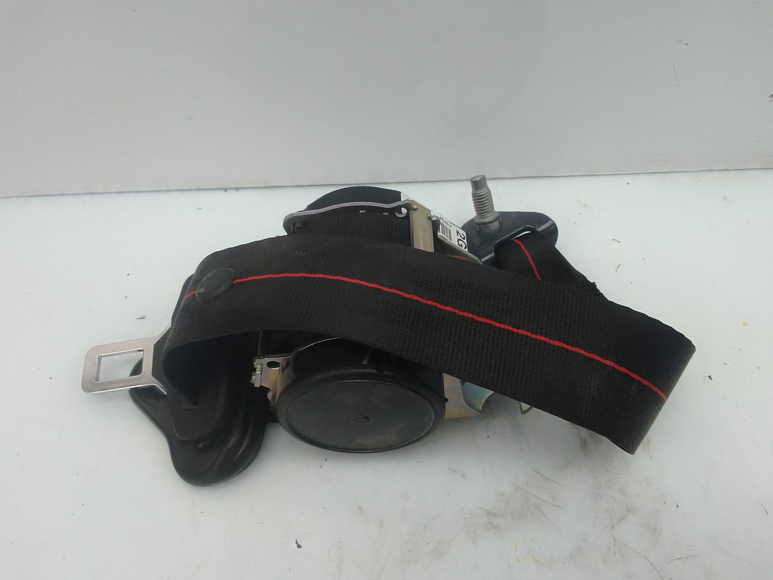 Cinturon seguridad trasero izquierdo peugeot 208 (01.2012->)