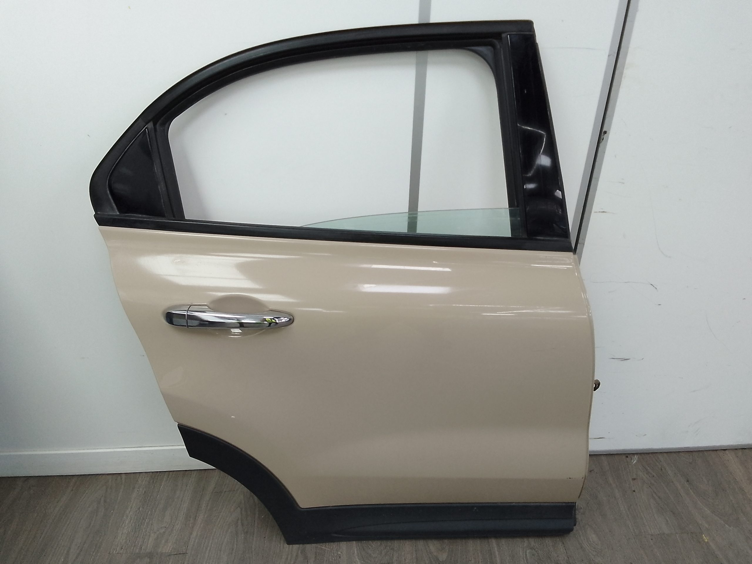 Puerta trasera derecha fiat 500x (334)(2014->)