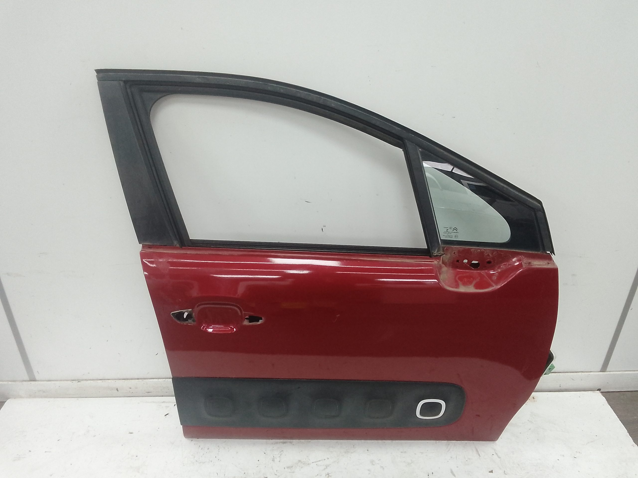 Puerta delantera derecha citroen c3 (08.2016->)