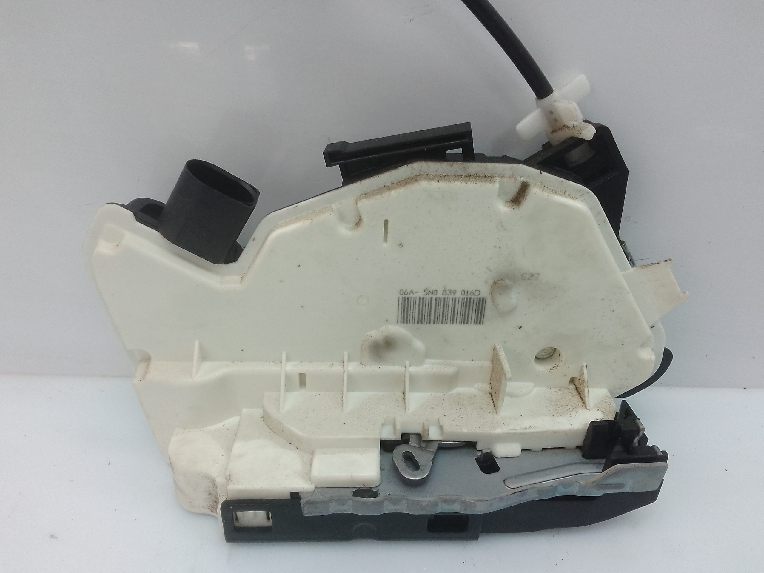 Cerradura puerta trasera derecha volkswagen tiguan (5n1)(11.2007->)