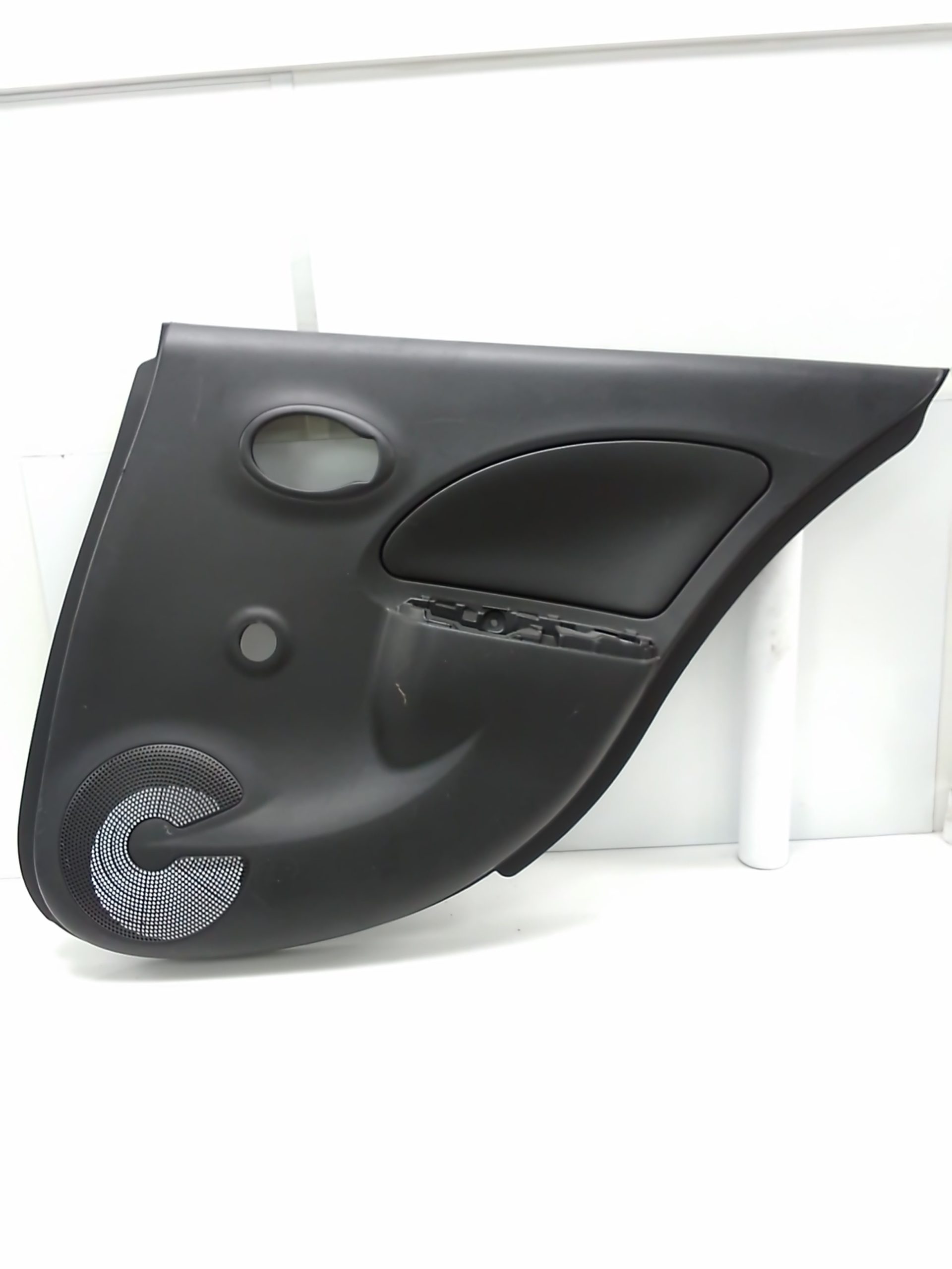 Guarnecido puerta trasera derecha nissan micra iv (k13k/kk)(07.2010->)