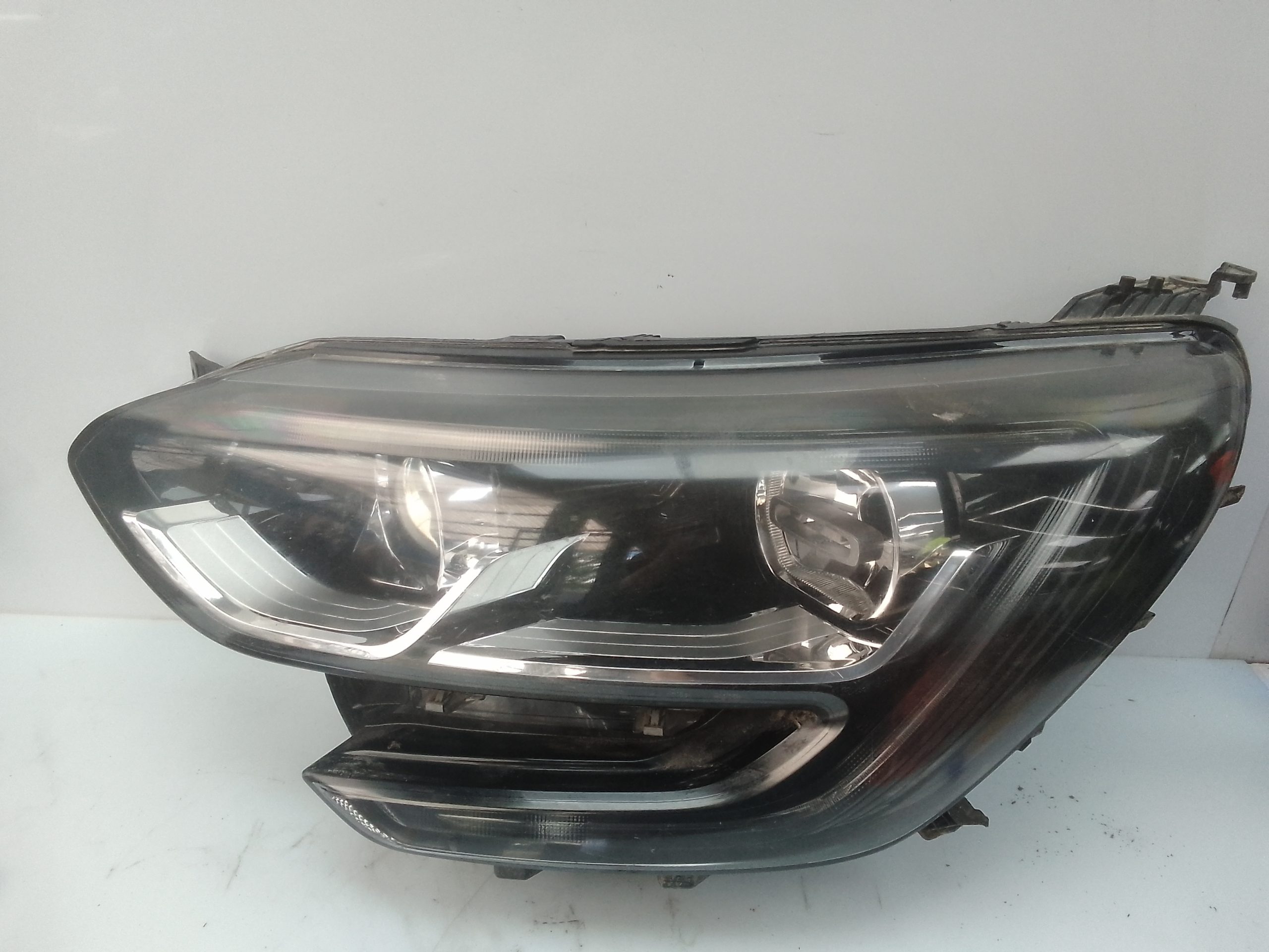 Faro izquierdo renault megane iv berlina 5p (12.2015->)