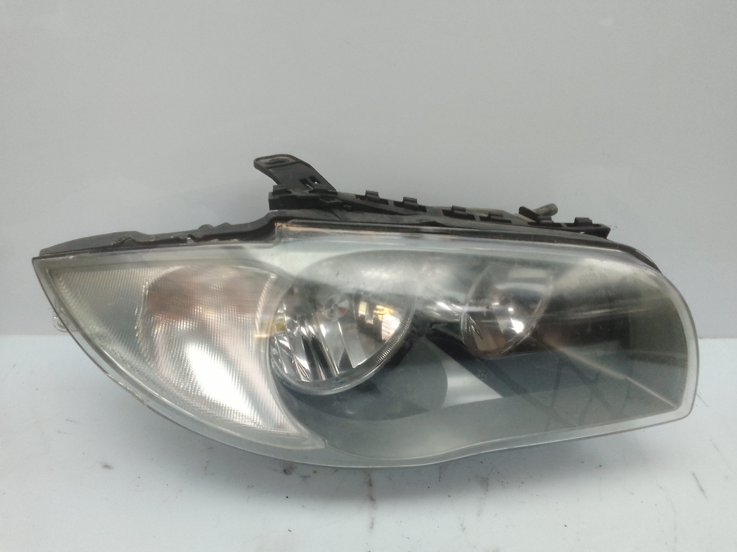 Faro derecho bmw serie 1 berlina (e81/e87)(2004->)