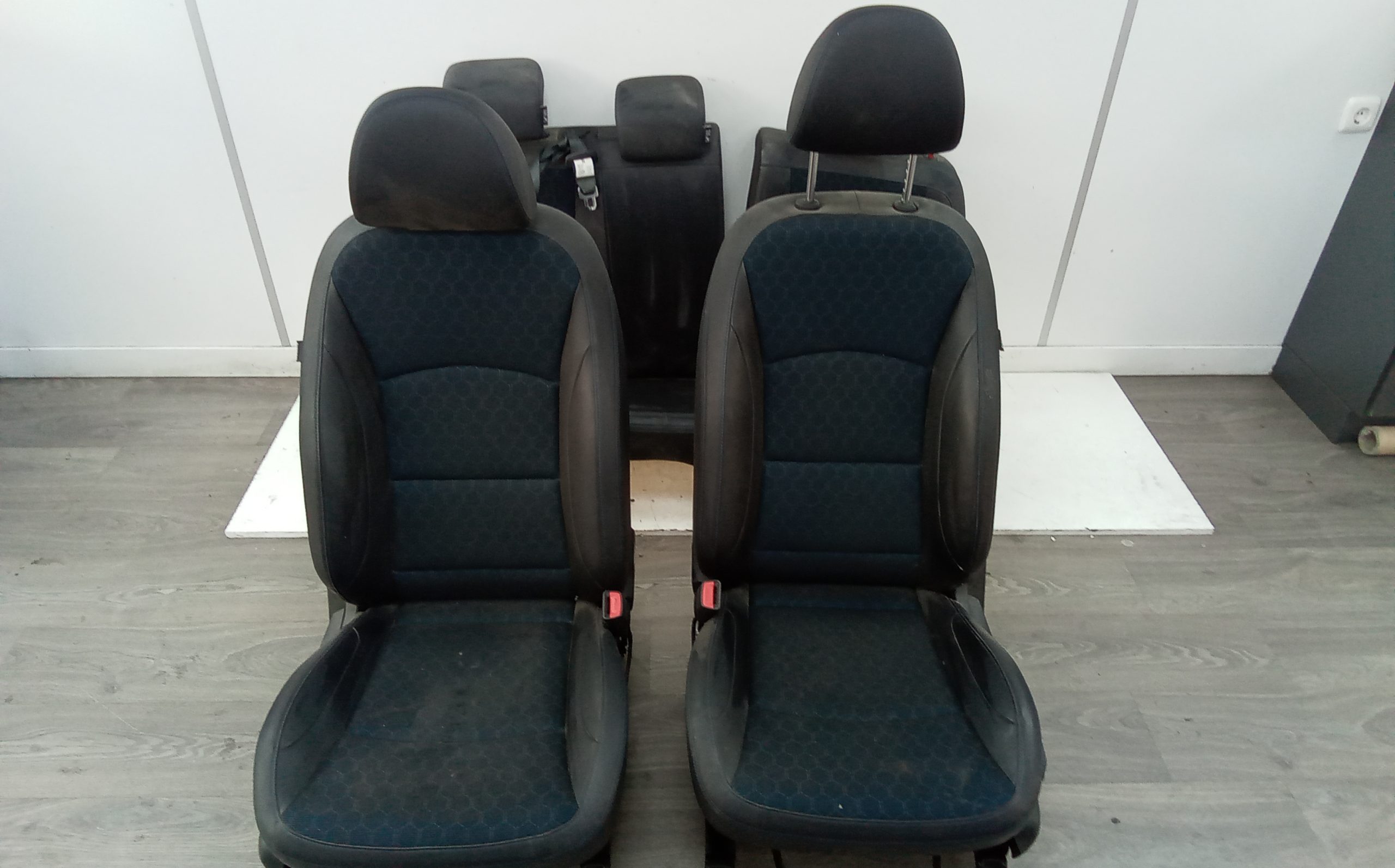 Conjunto asientos completo ssangyong tivoli (2015->)