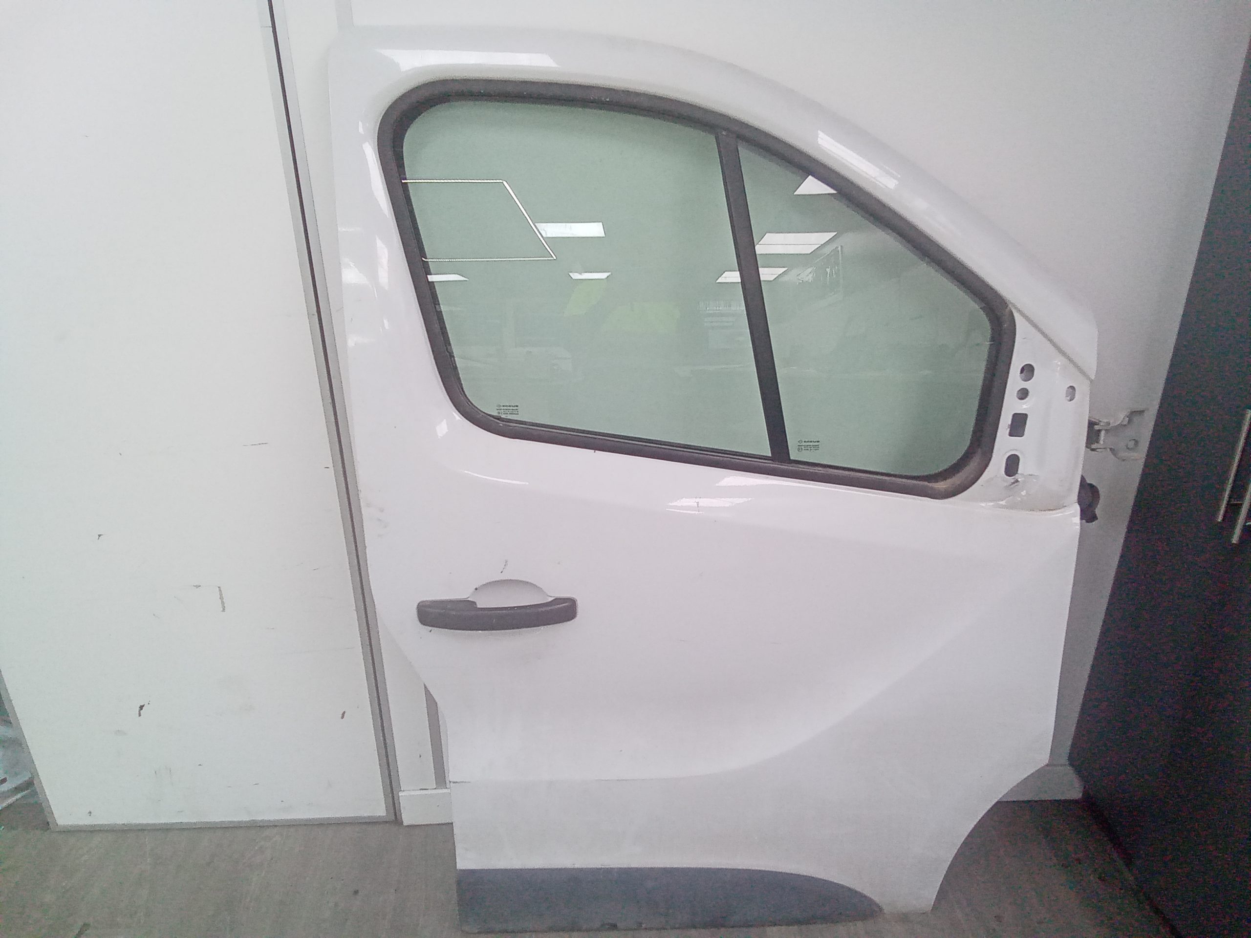 Puerta delantera derecha renault trafic iii furgón (06.2014->)