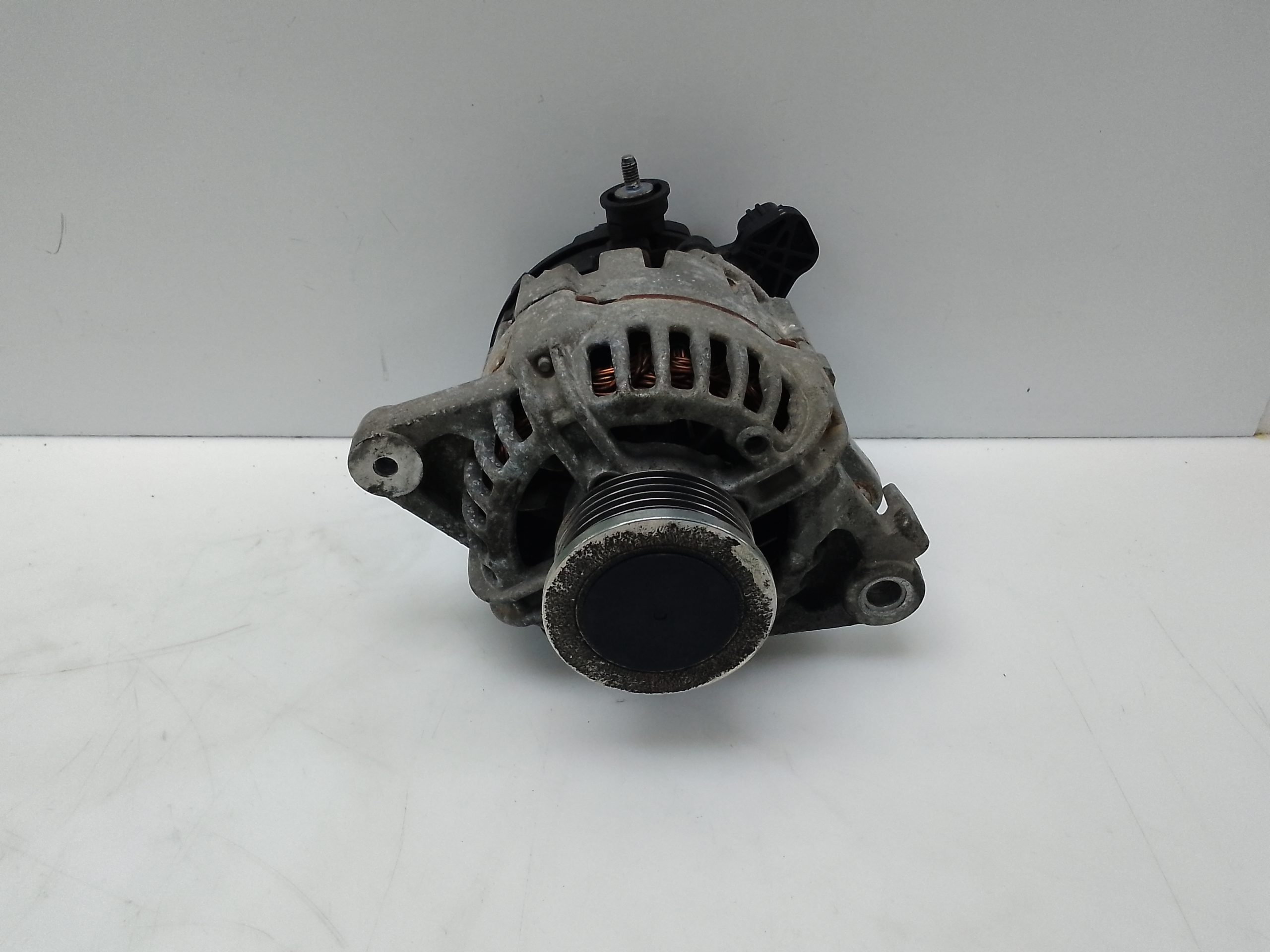 Alternador toyota yaris (ksp9/scp9/nlp9)(08.2005->)