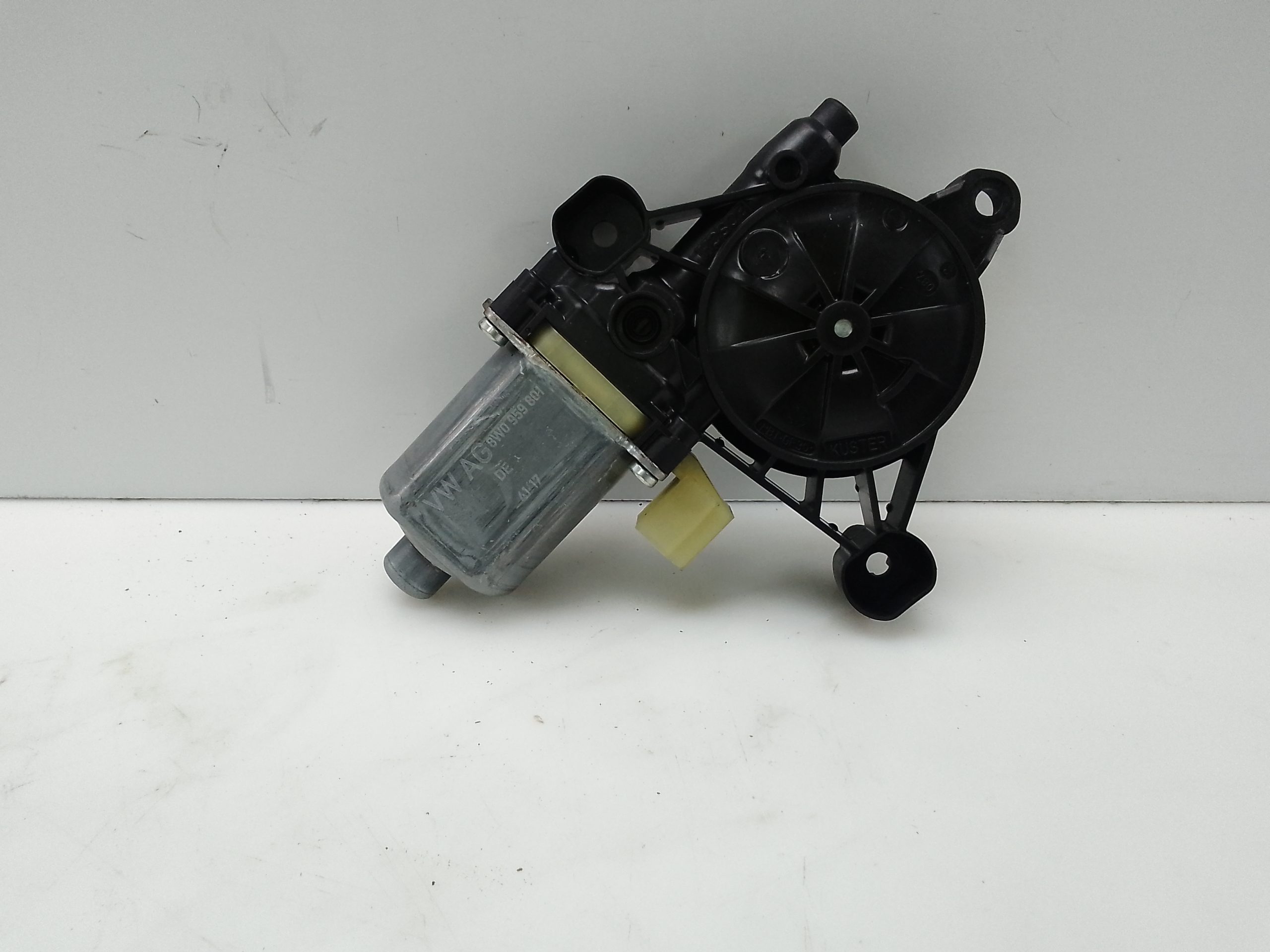 Motor elevalunas delantero izquierdo audi a4 berlina (8w2)(08.2015->)