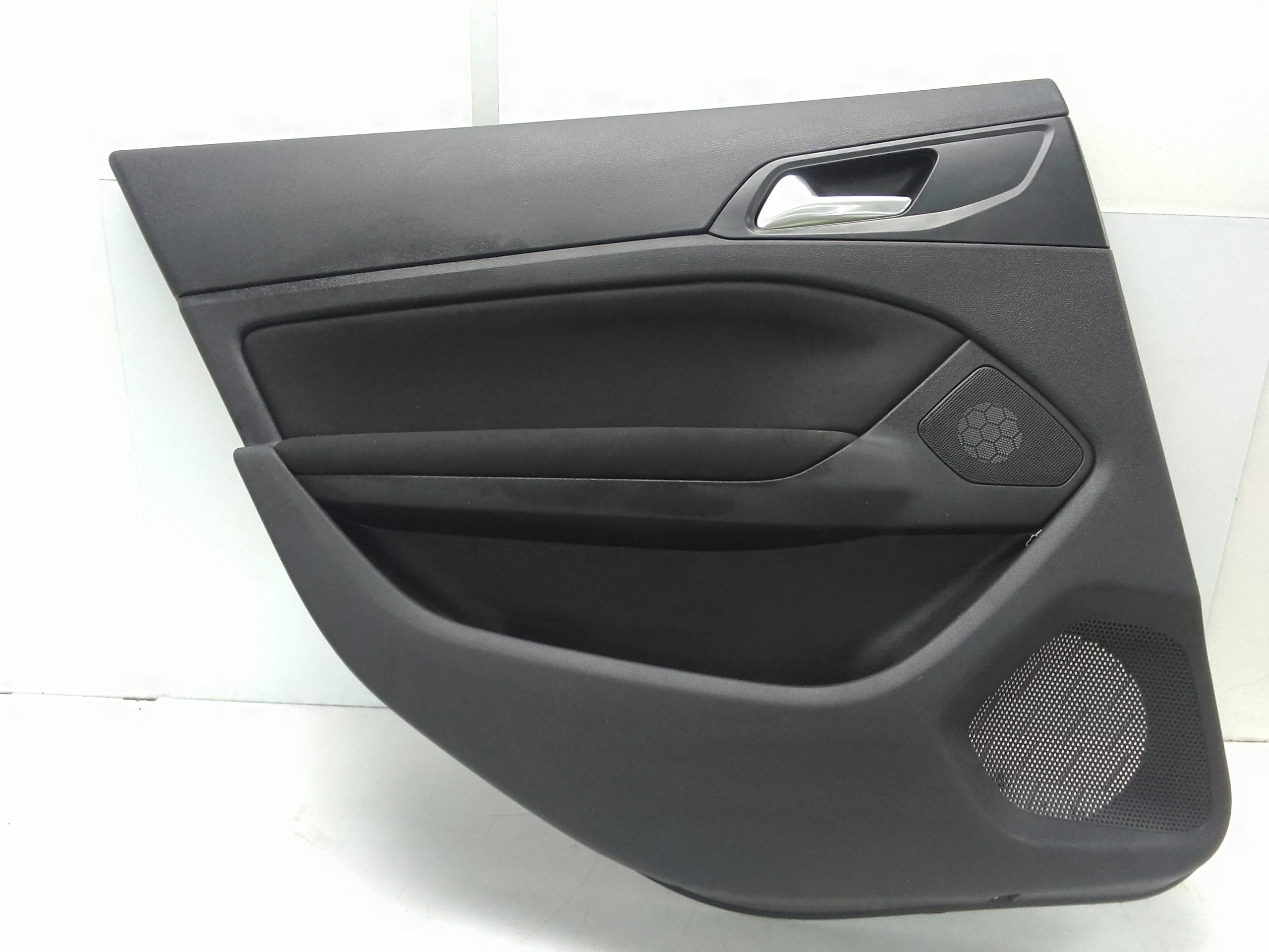 Guarnecido puerta trasera izquierda peugeot 308 (2013->)