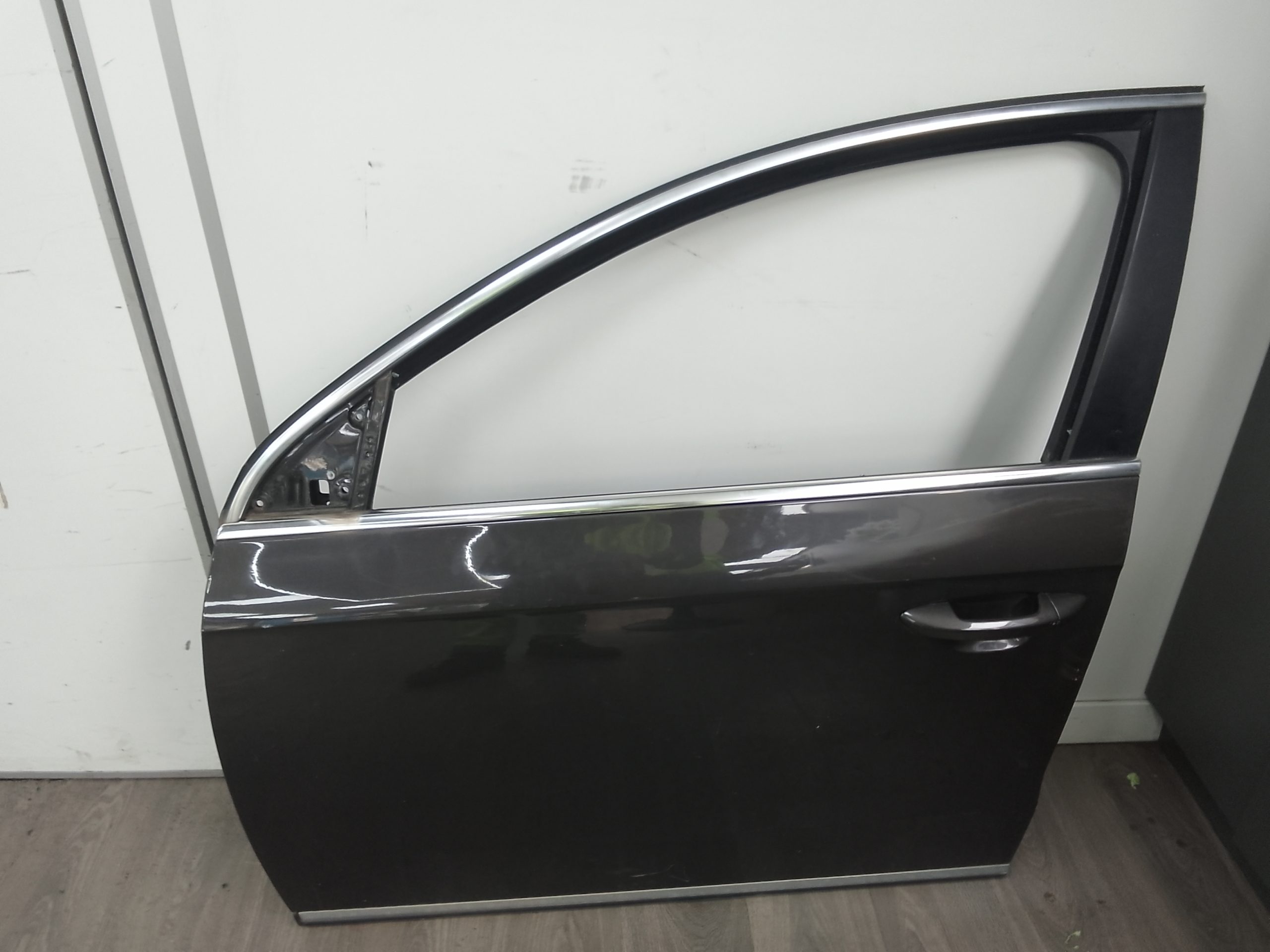 Puerta delantera izquierda volkswagen passat berlina (362)(10.2010->)