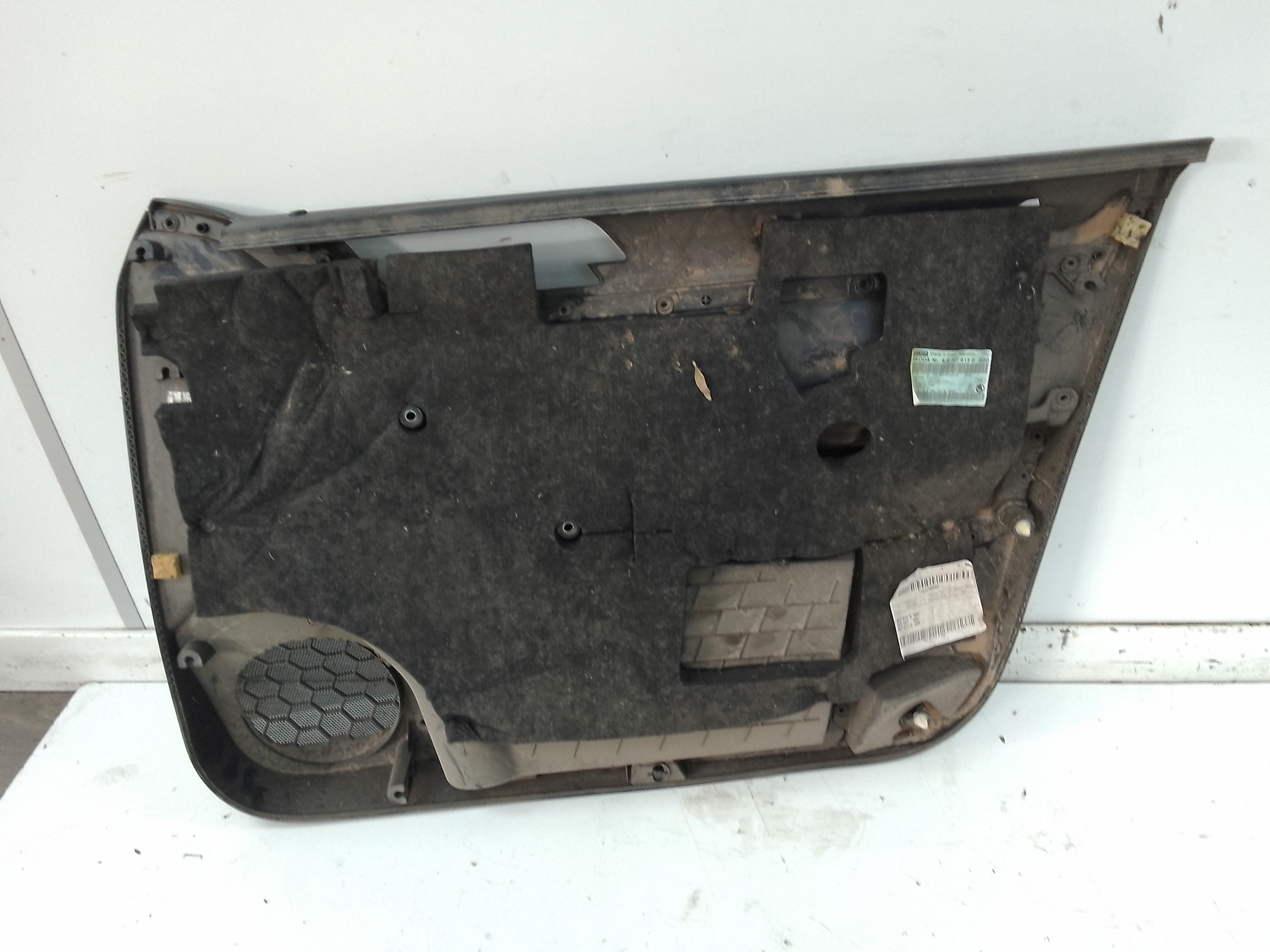 Guarnecido puerta delantera izquierda seat toledo (kg3)(07.2012->)