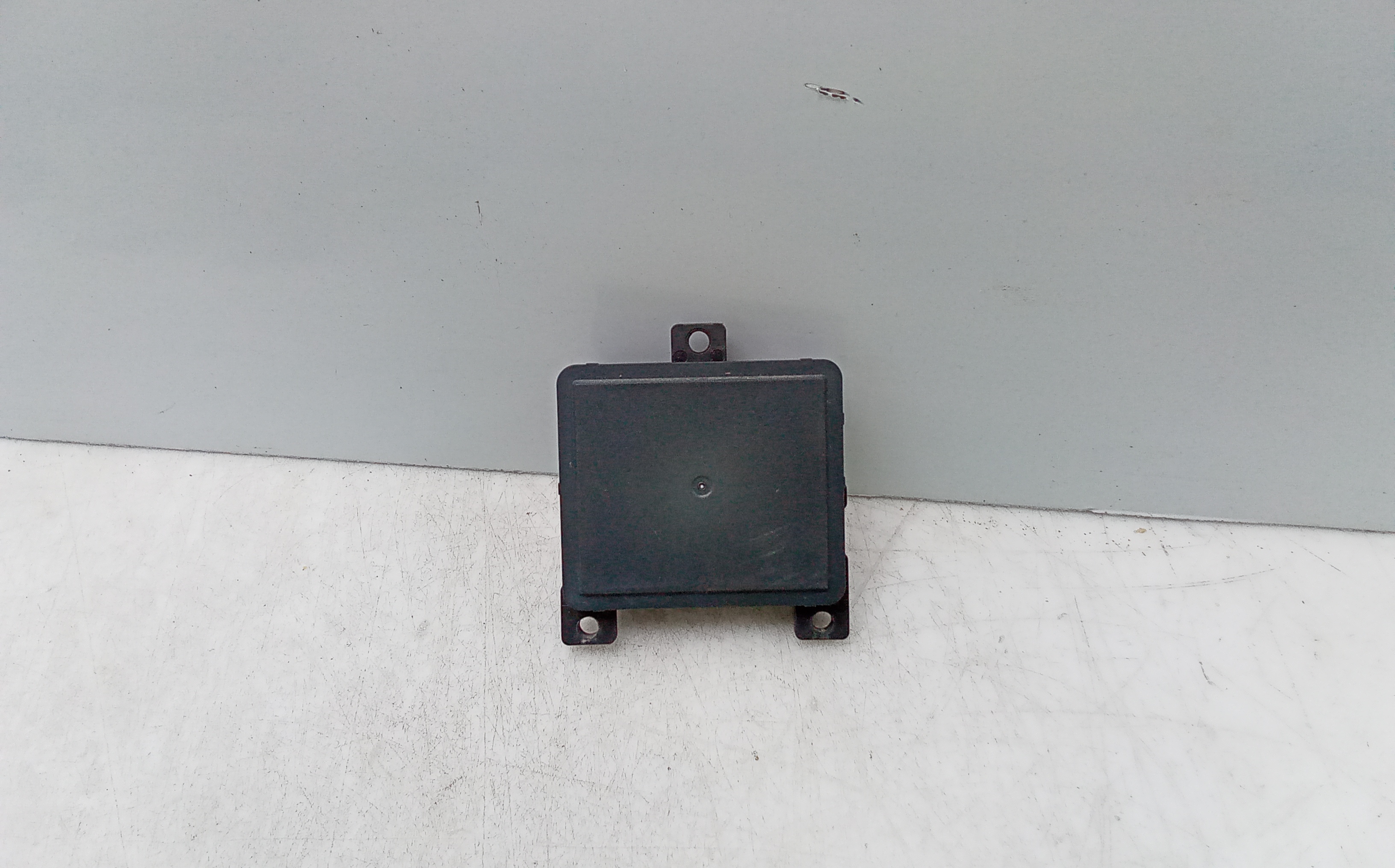 Sensor de radar delantero volkswagen golf viii r