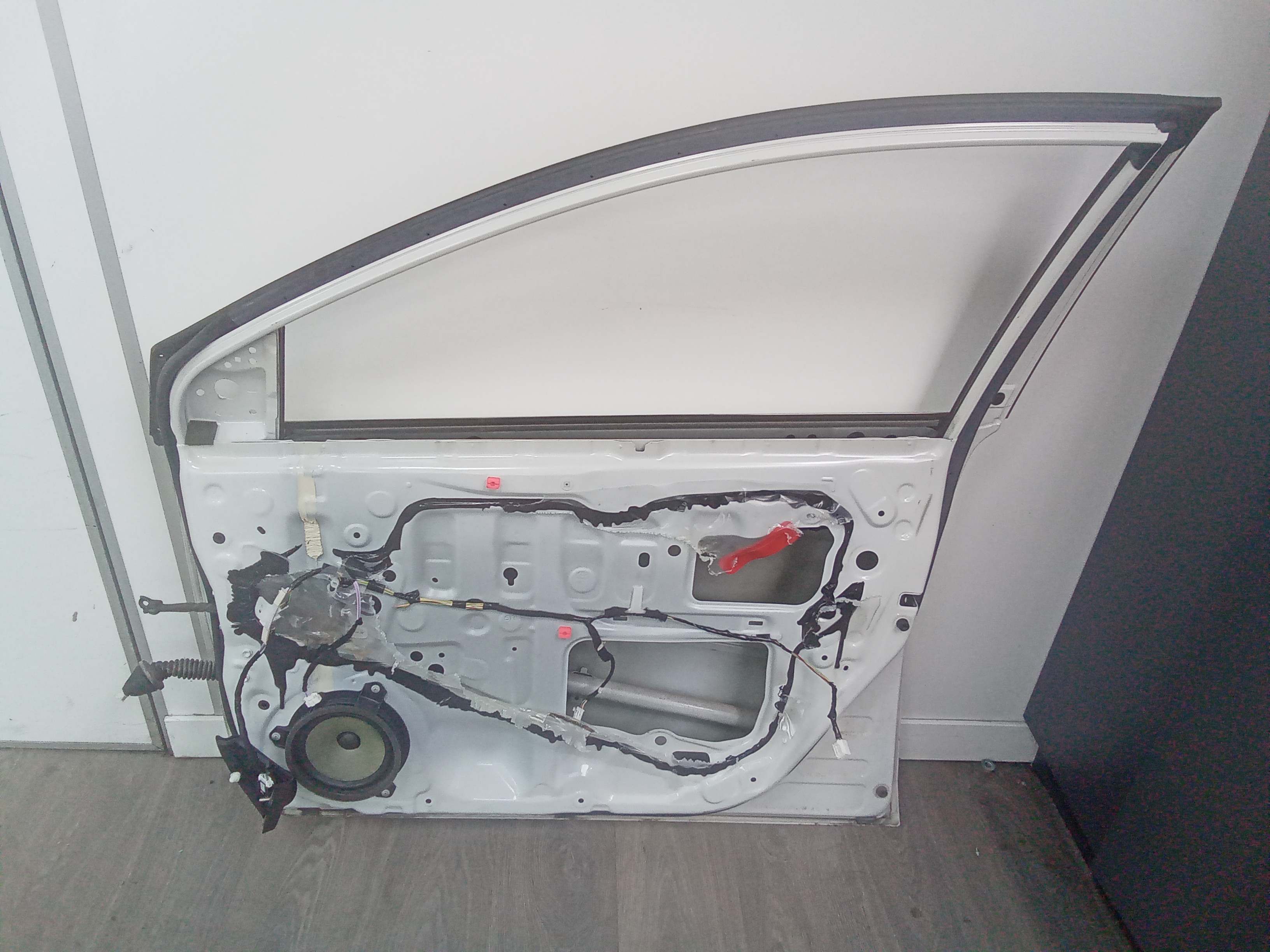 Puerta delantera derecha toyota auris touring sports (e18)(10.2012->)